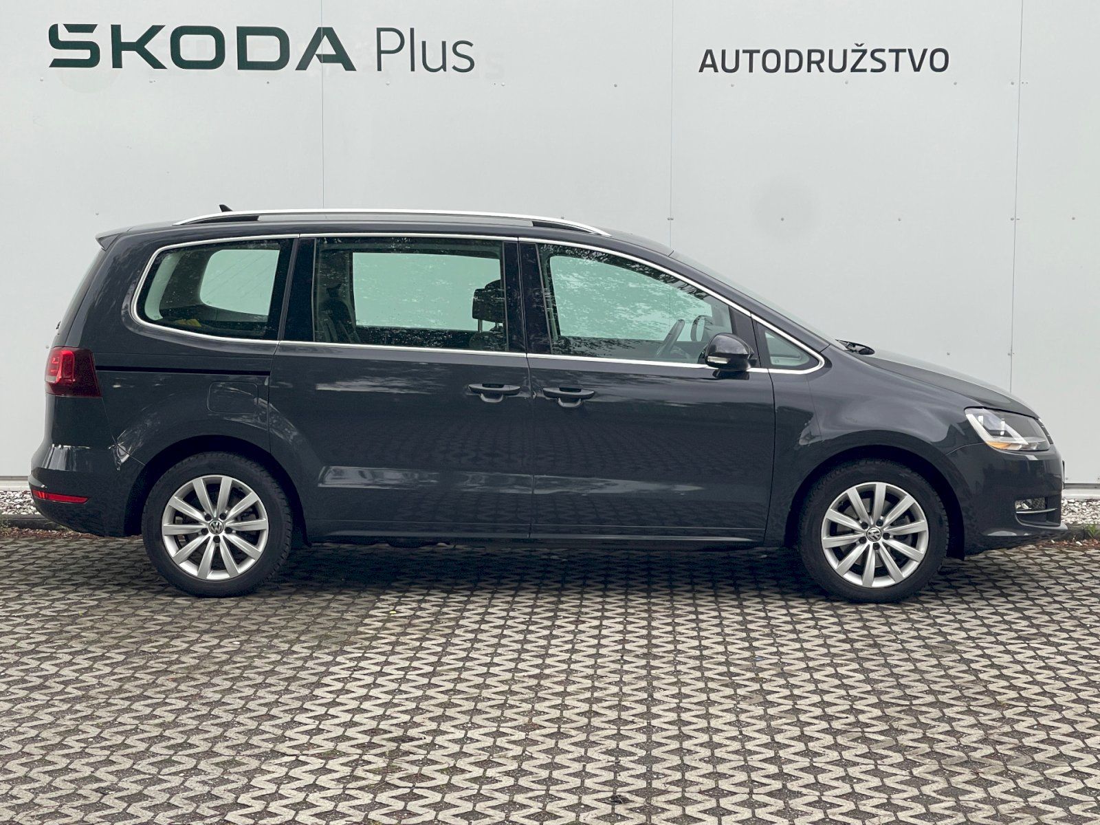 Volkswagen Sharan, DSG 1.4 TSi / 110 kW Highline - fotka 3