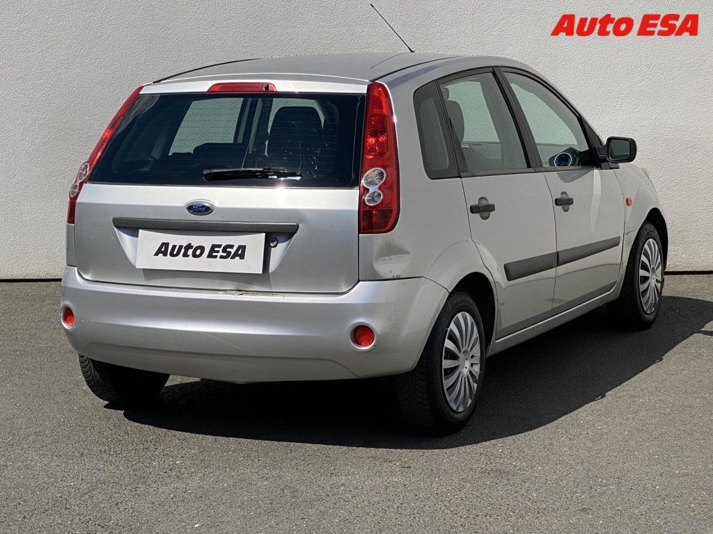 Ford Fiesta, 1.4i - fotka 4
