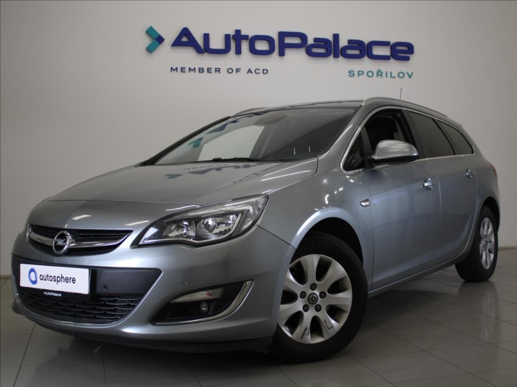 Opel Astra, 1,6 CDTi 81kW Cosmo ČR