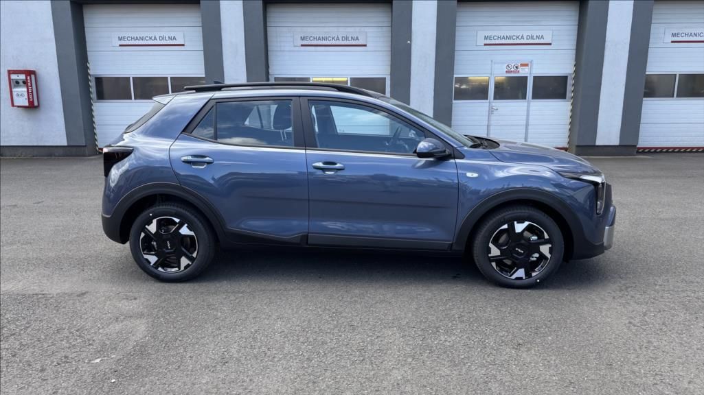 Kia Stonic, 1,0 T-GDI 7DCT SPIN - fotka 4
