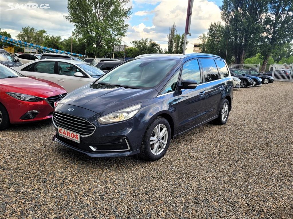 Ford Galaxy, 2,5 HEV,Titanium,7míst,panoram