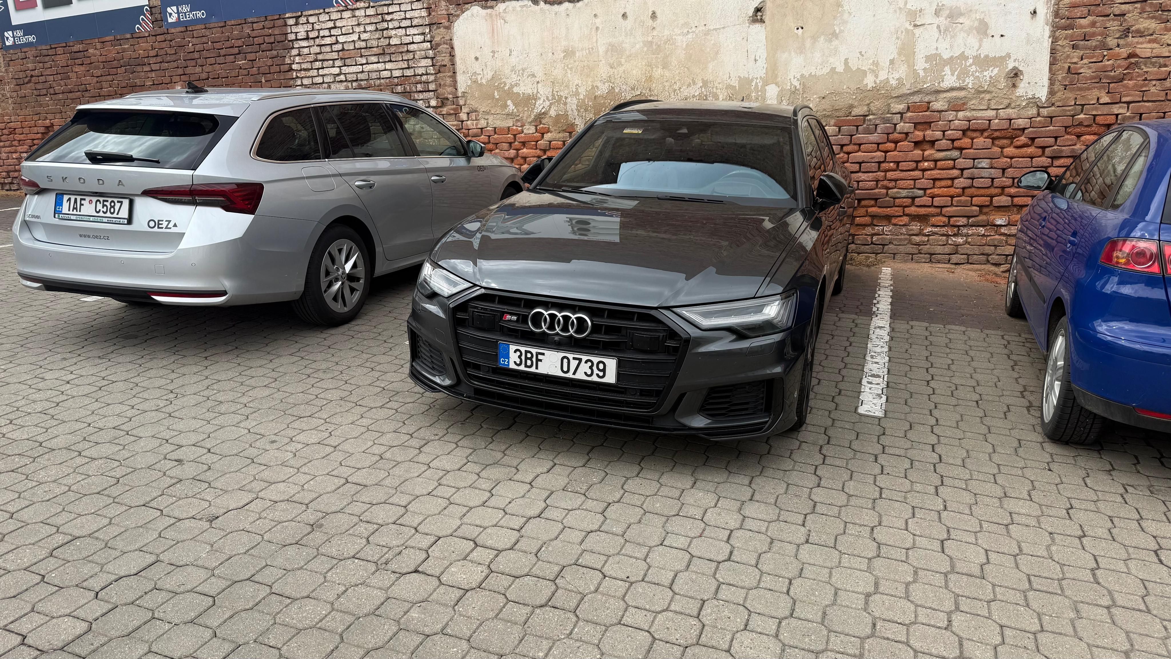 Audi S6 Avant, 4x4, prémiová hudba, vzduch