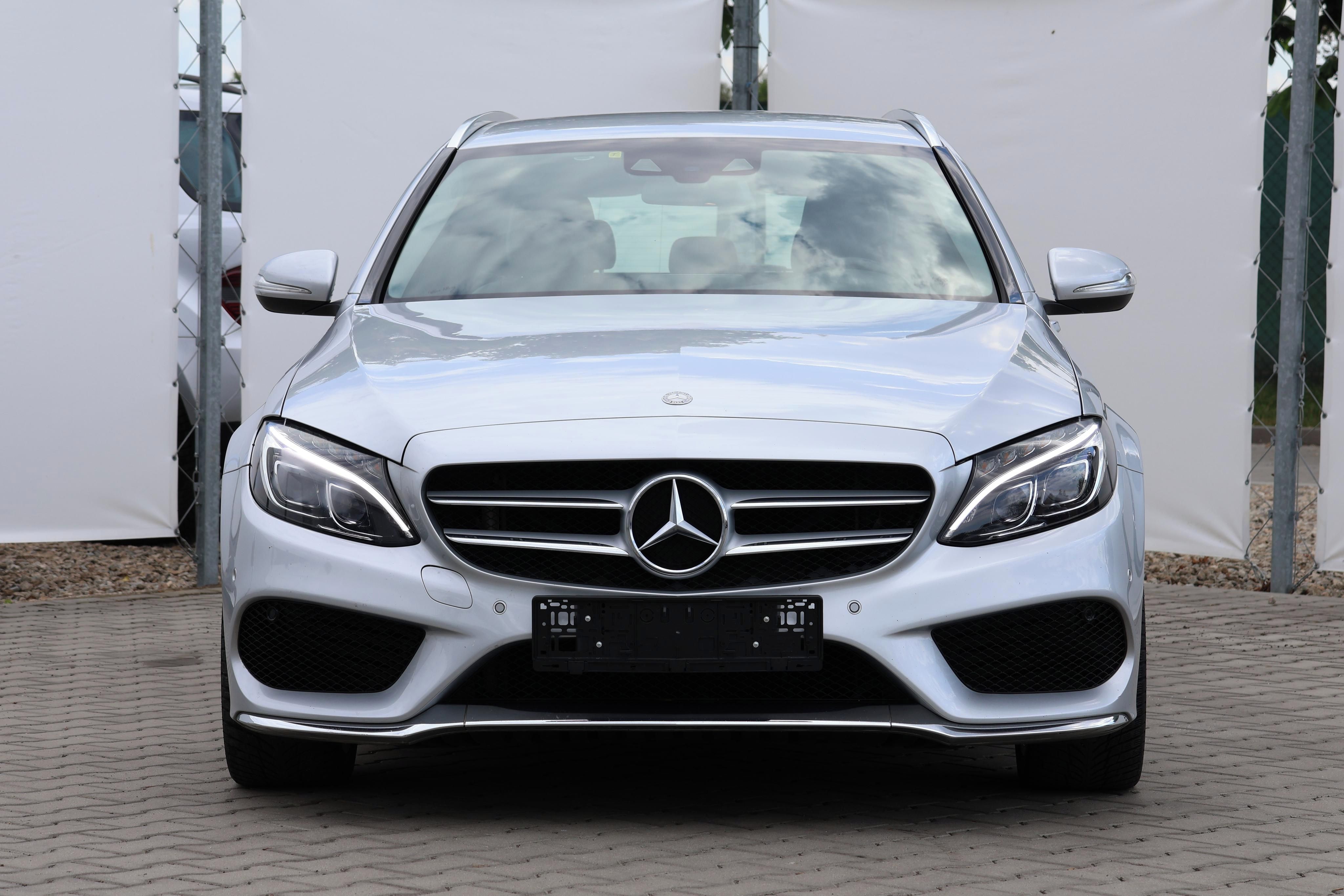 Mercedes-Benz Třídy C, 250CDI AMG 4MATIC KEYLESS - fotka 2