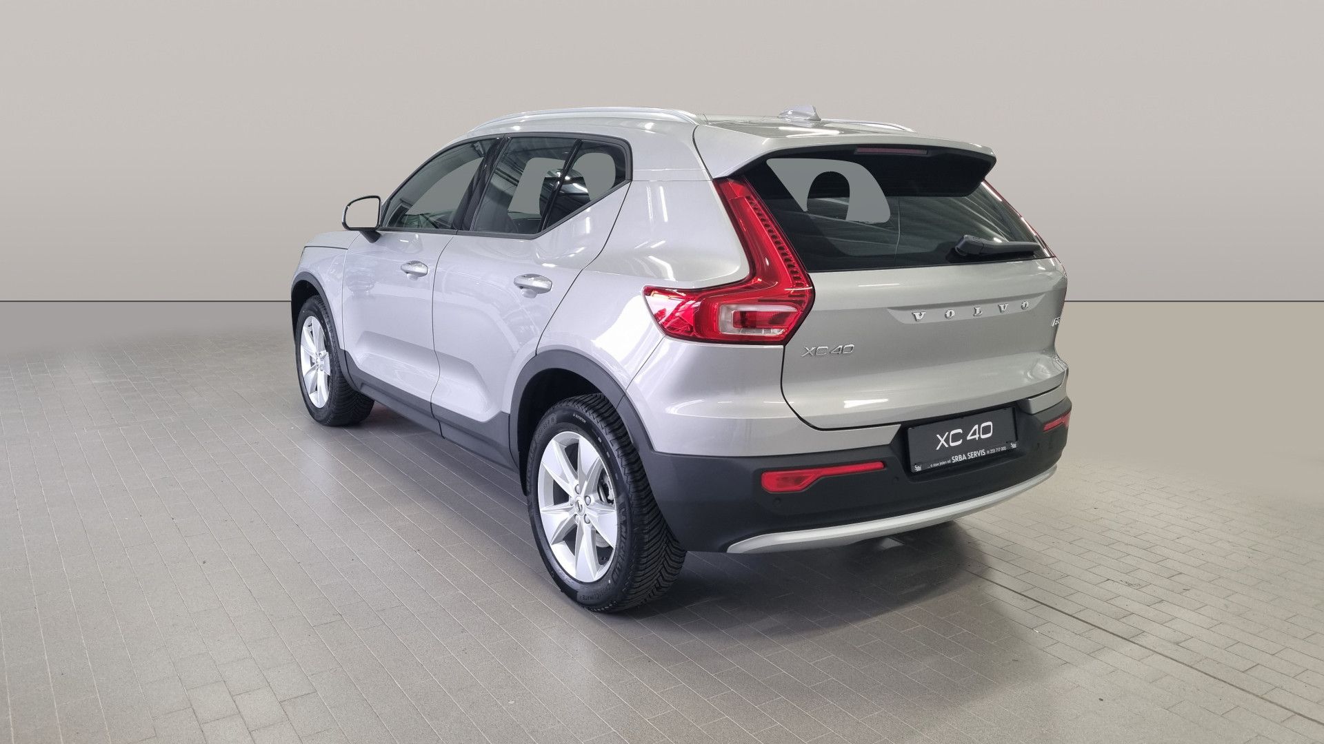Volvo XC40, B3 2.0L 163 HP AT7 FWD CORE - fotka 3