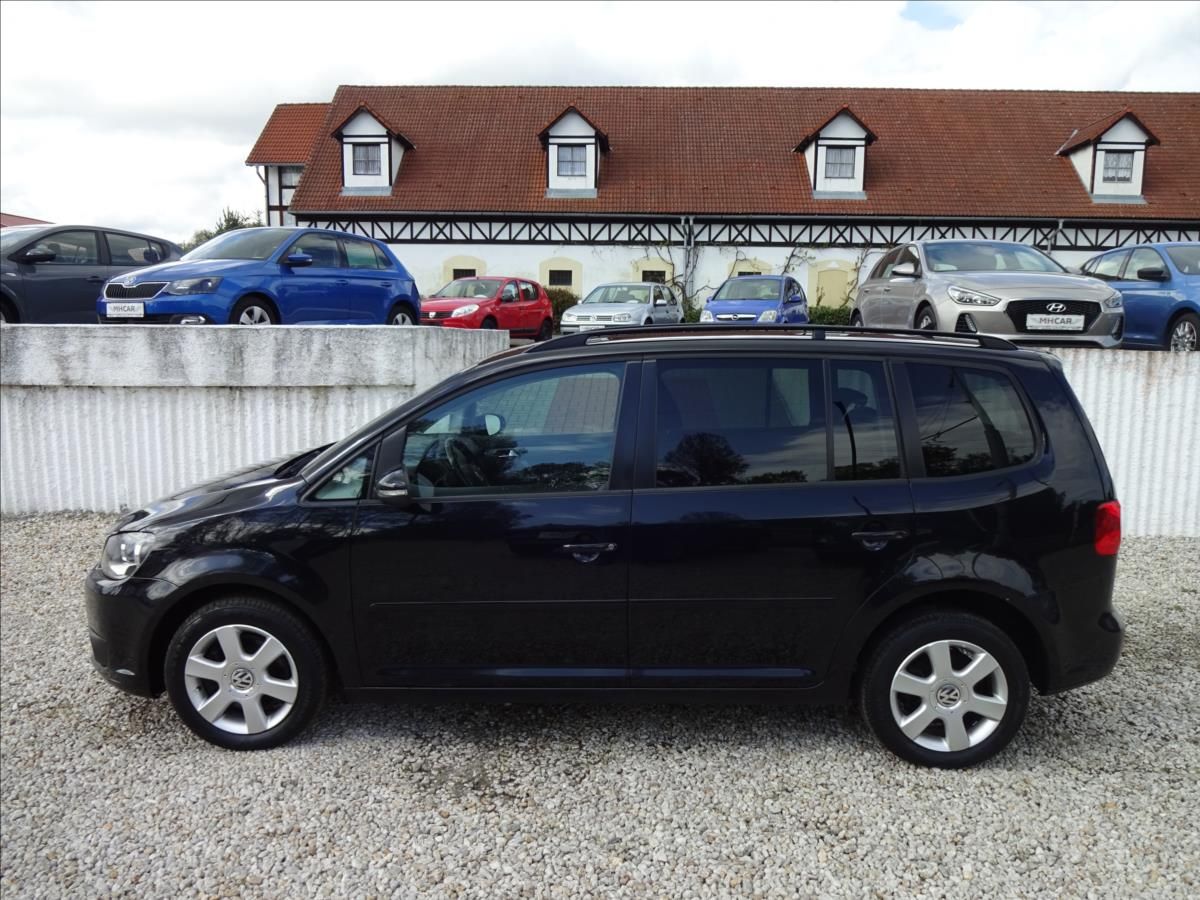Volkswagen Touran, 2,0 TDI 103kW 7.MÍST - fotka 4