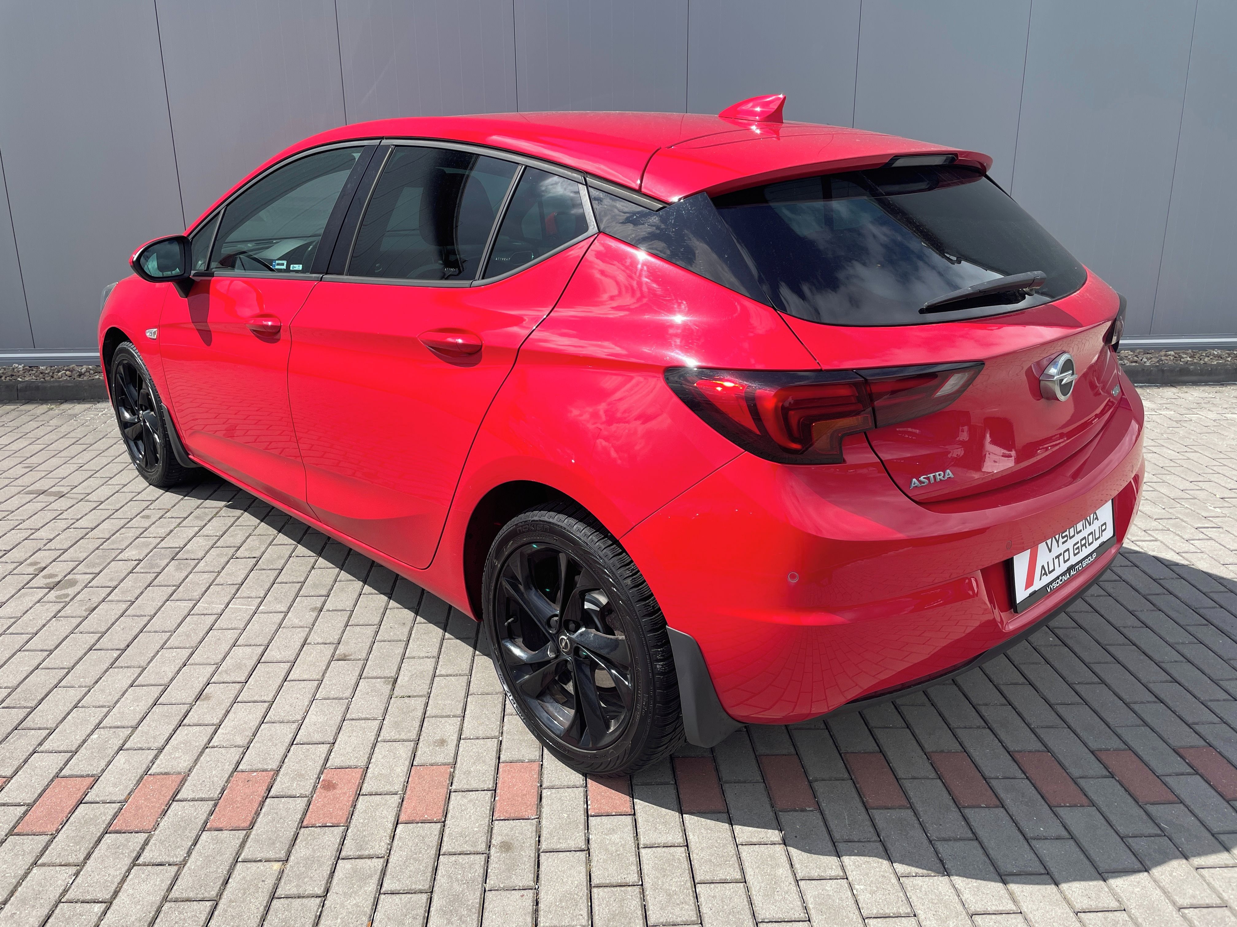 Opel Astra, 1,6 CDTi 81kW DYNAMIC 1.Maj-CZ - fotka 2