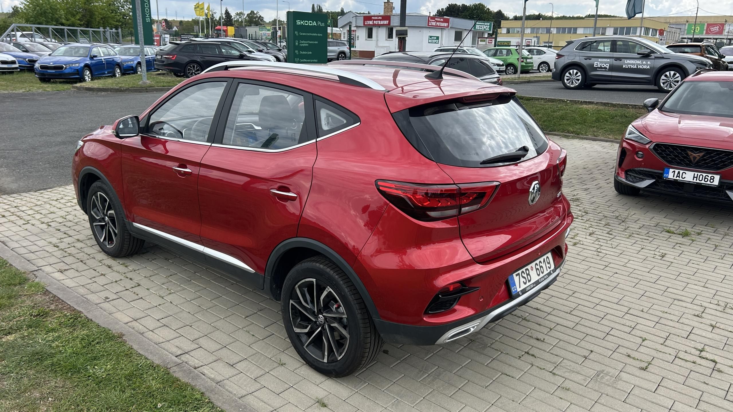 MG ZS, 1.0 T-GDI AUT Exclusive - fotka 3