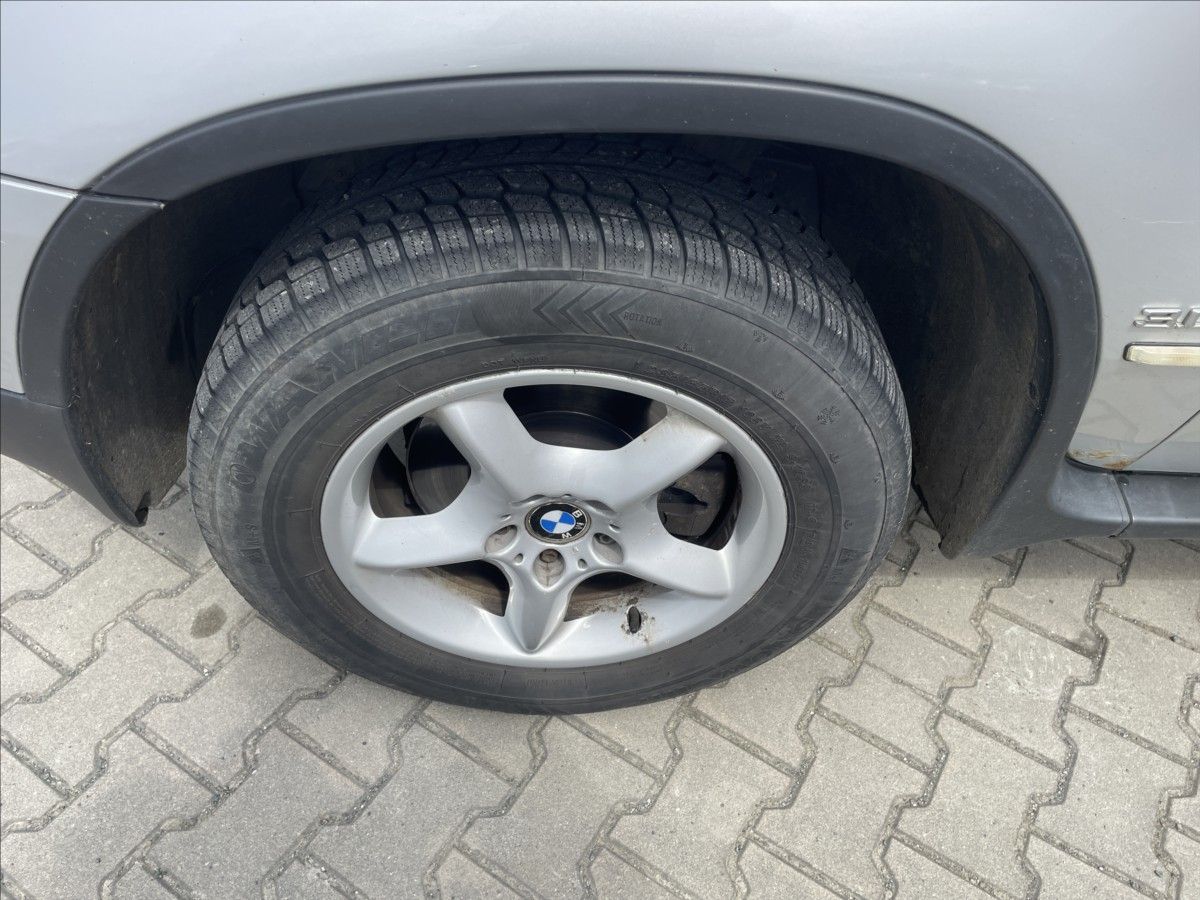 BMW X5, 3,0 D 4x4 TZ-3500 KG MANUÁL PĚ - fotka 6