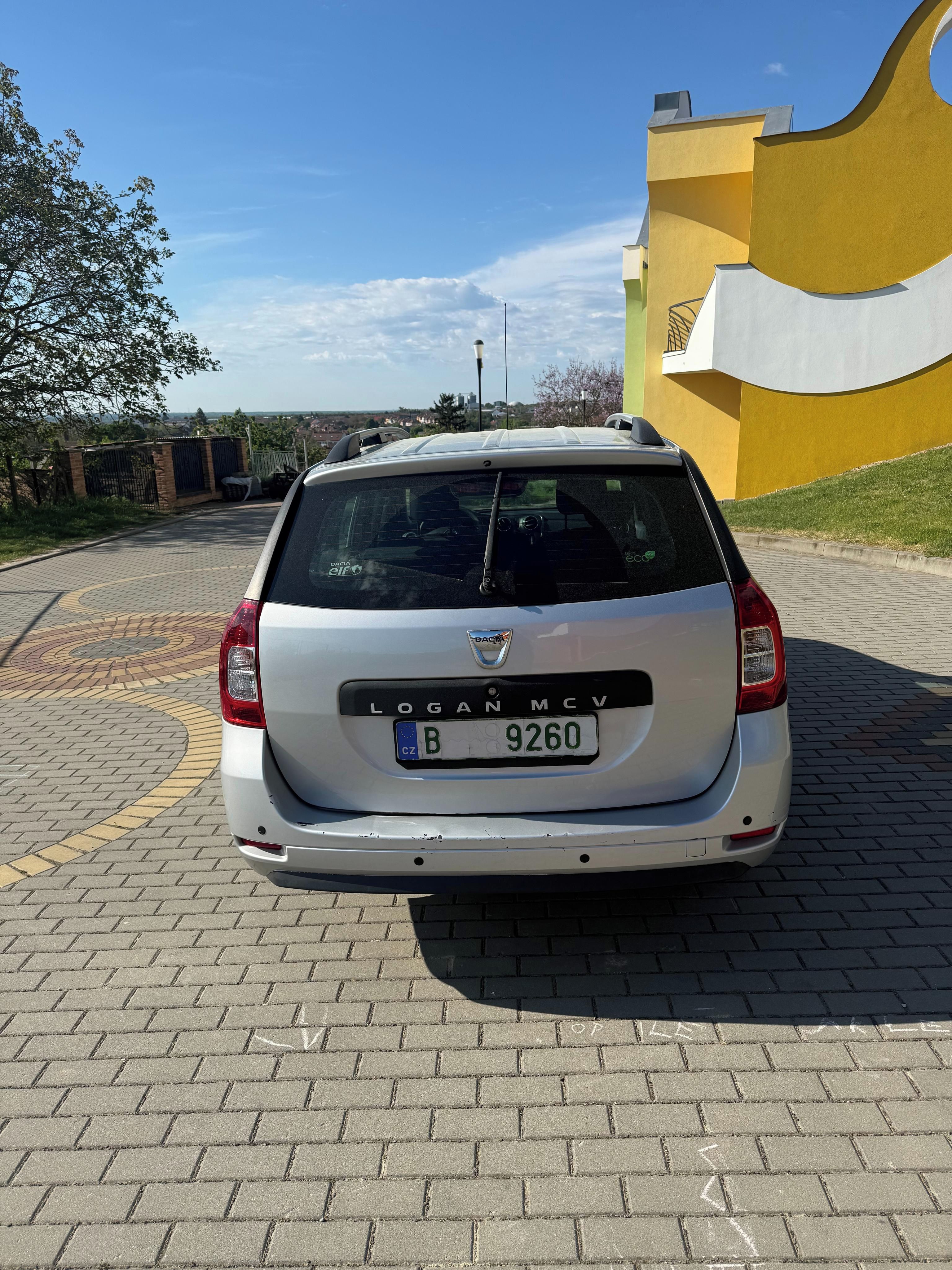 Dacia Logan, 1.5dCI 66kW Klima Navigace - fotka 5