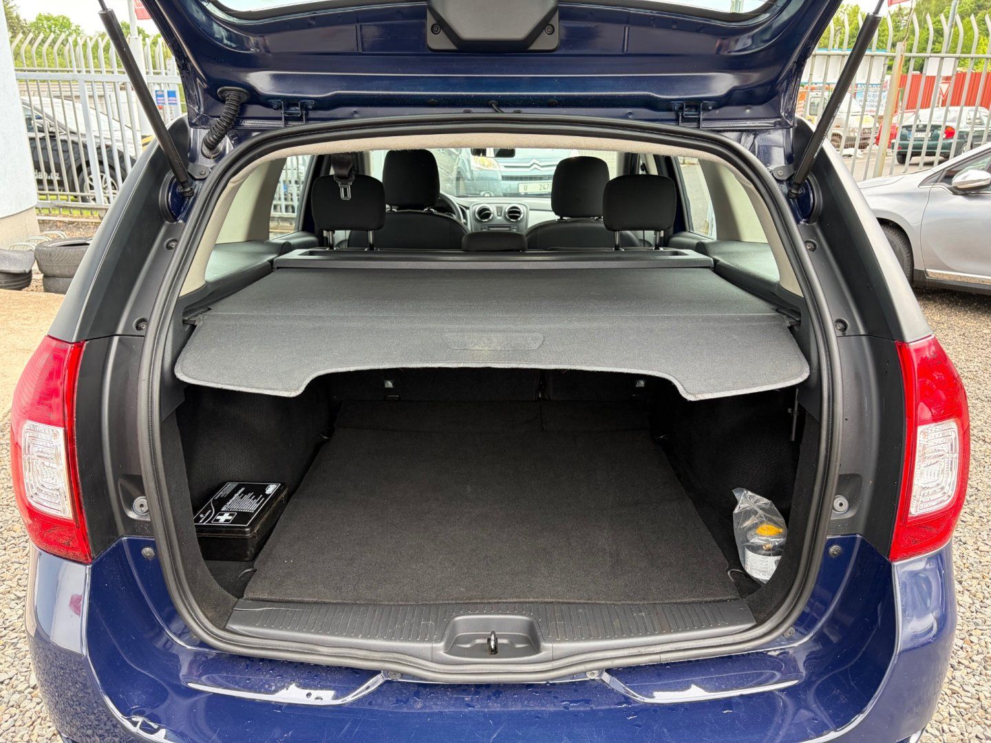 Dacia Logan, 1,2 55kW, SERVISKA,KLIMA - fotka 5