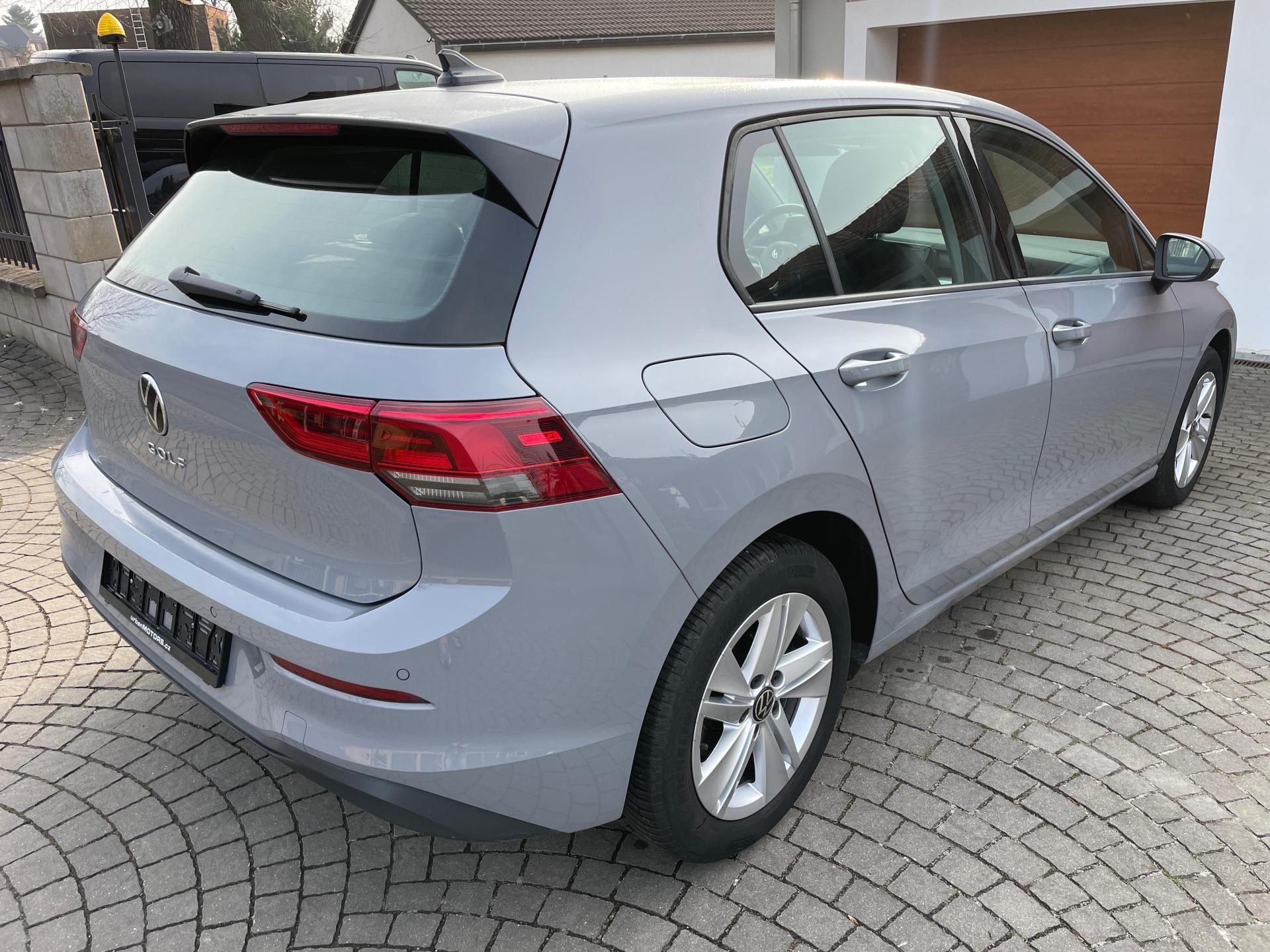 Volkswagen Golf, VIII 1,0TSI - fotka 5