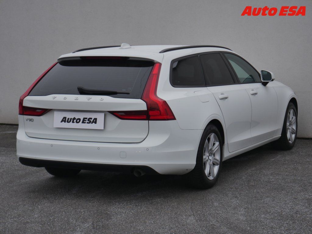 Volvo V90, 2.0D,LED,TZ,park.asist - fotka 4