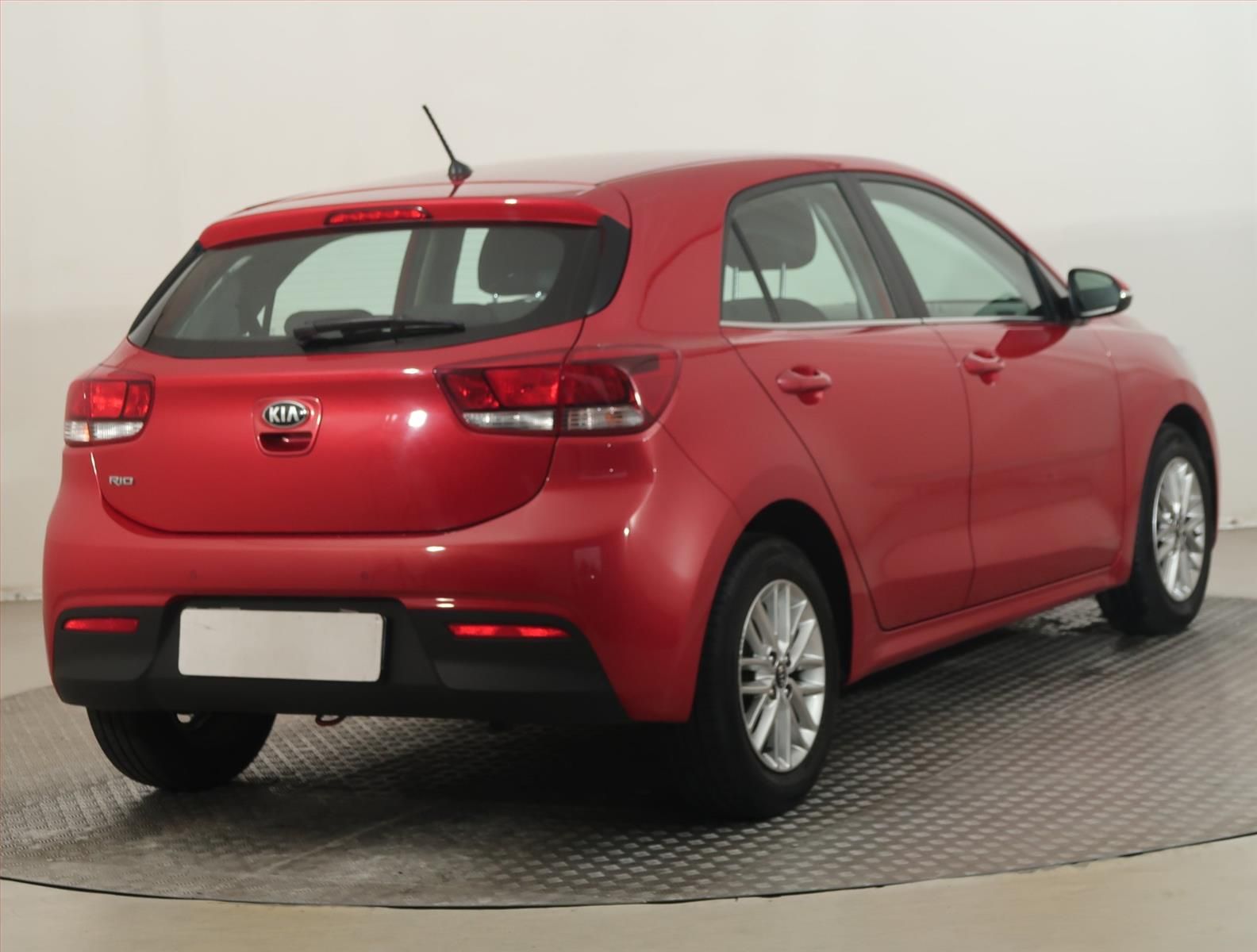 Kia Rio, 1.4 CVVT, ČR,1.maj, Serv.kniha - fotka 5