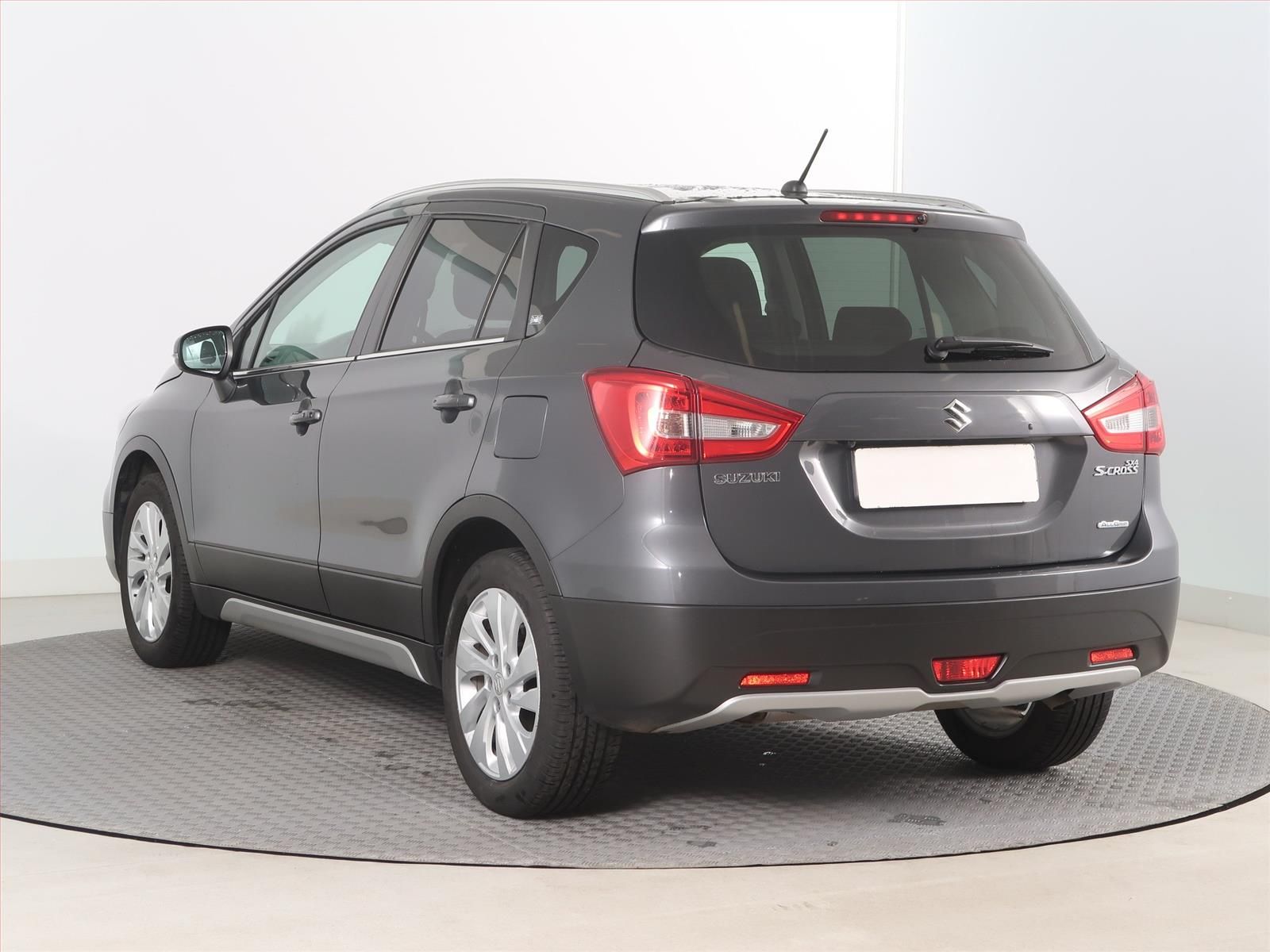 Suzuki SX4 S-Cross, 1.4 BoosterJet, 4X4, ČR,1.maj - fotka 4