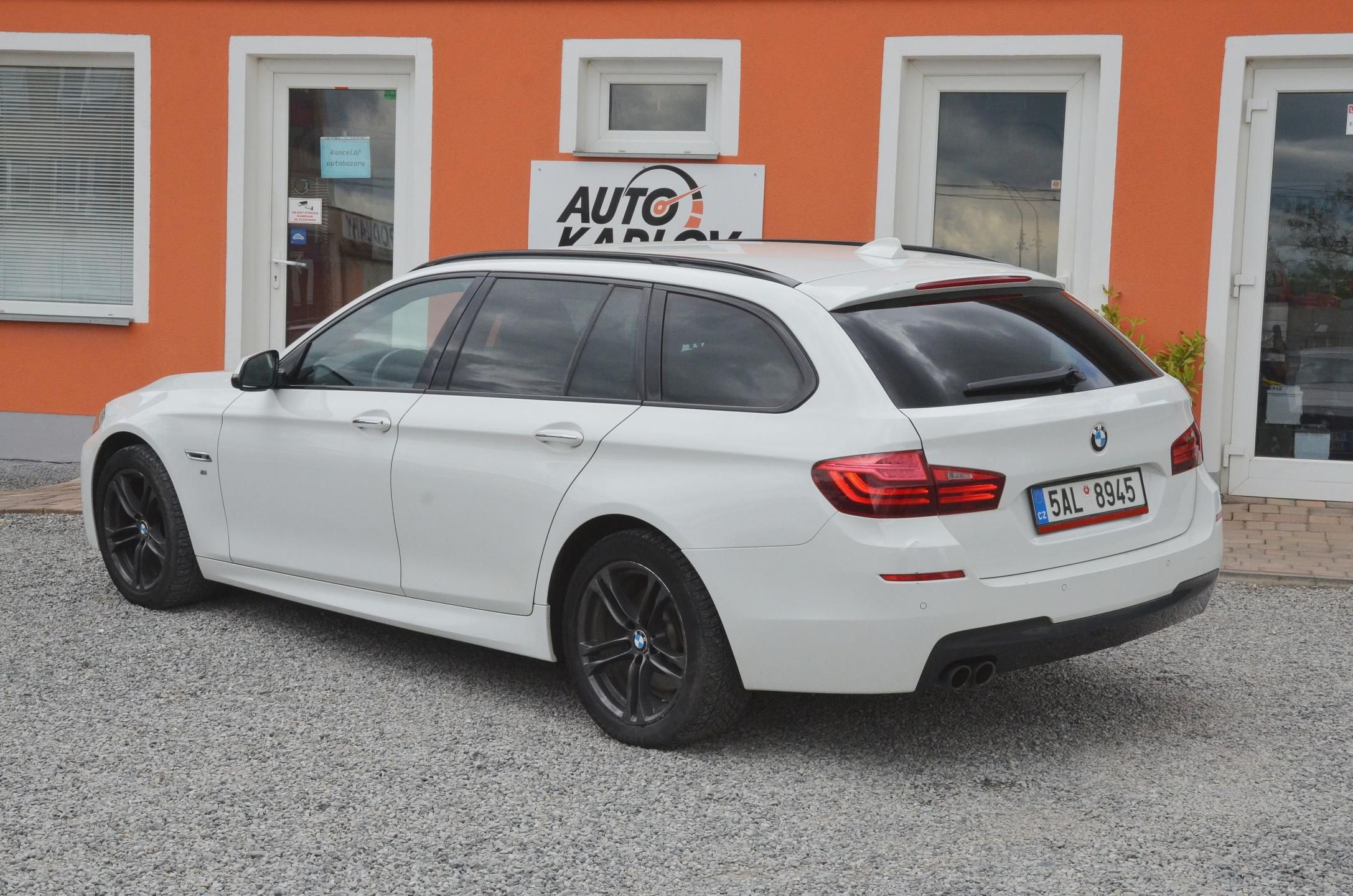 BMW Řada 5, 520d xDrive AT / ČR / M-PAKET - fotka 4