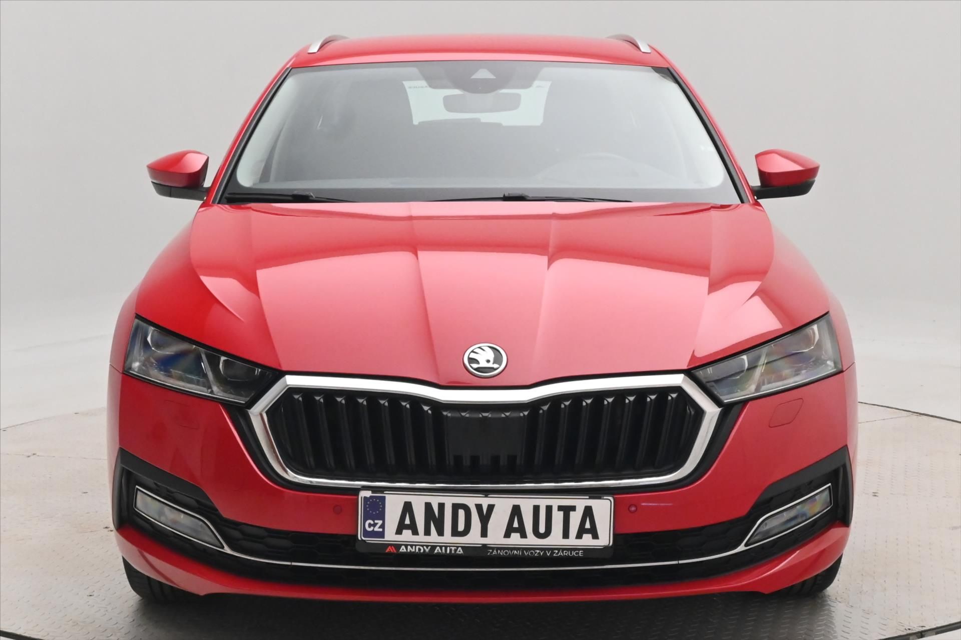 Škoda Octavia, 1,4 TSI iV 110kW DSG Style VŮZ - fotka 2