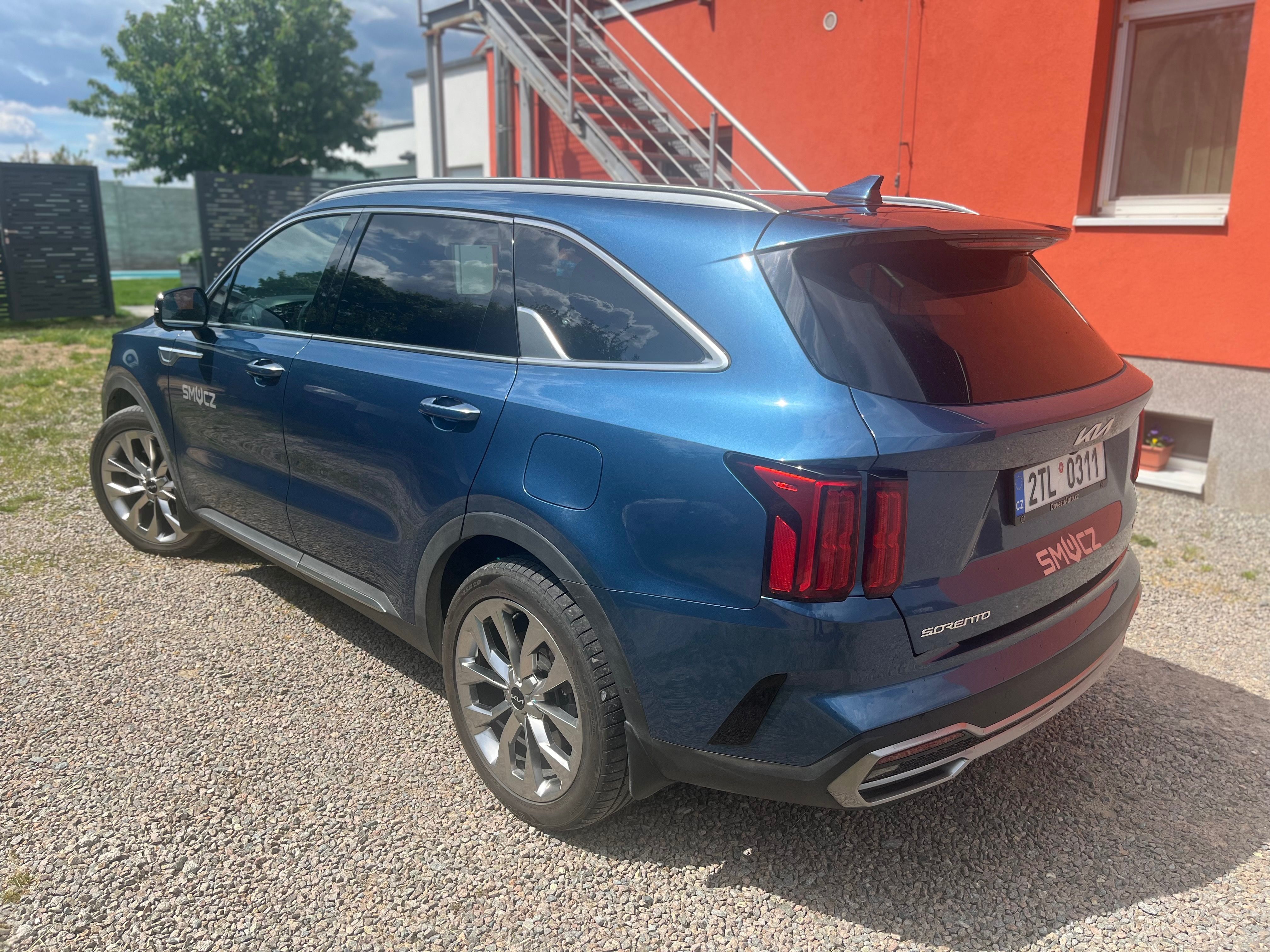 Kia Sorento, 2.2 CRDI, 7 mist, Premium,Full - fotka 3