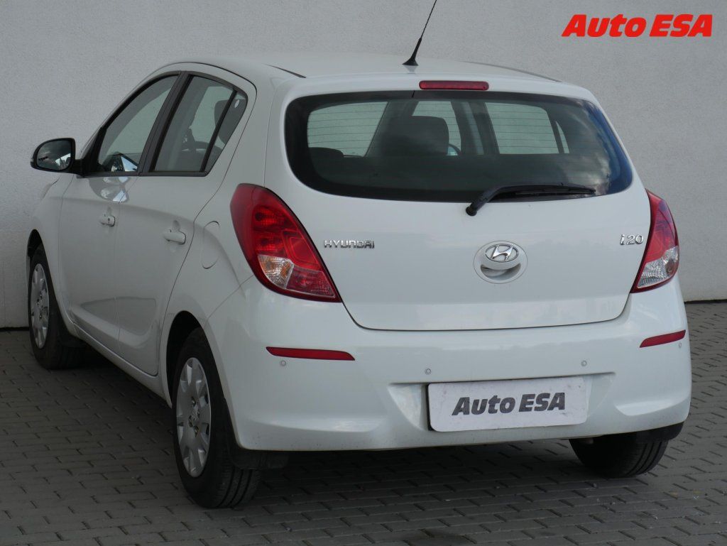 Hyundai i20, 1.2i - fotka 6