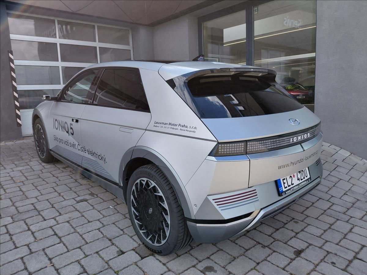 Hyundai IONIQ 5, 77 kWh Style Premium Panorama - fotka 6