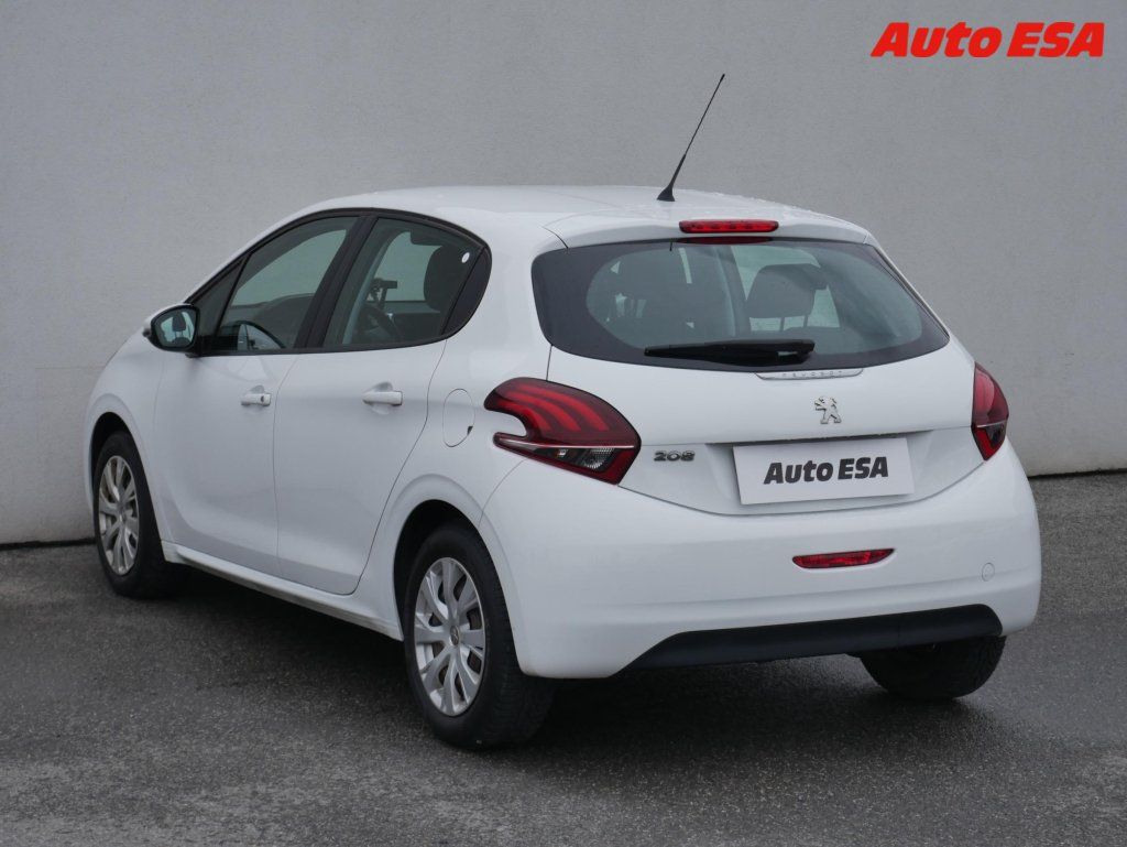 Peugeot 208, 1.2 Puretech - fotka 6