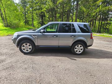 Land Rover Freelander 2
