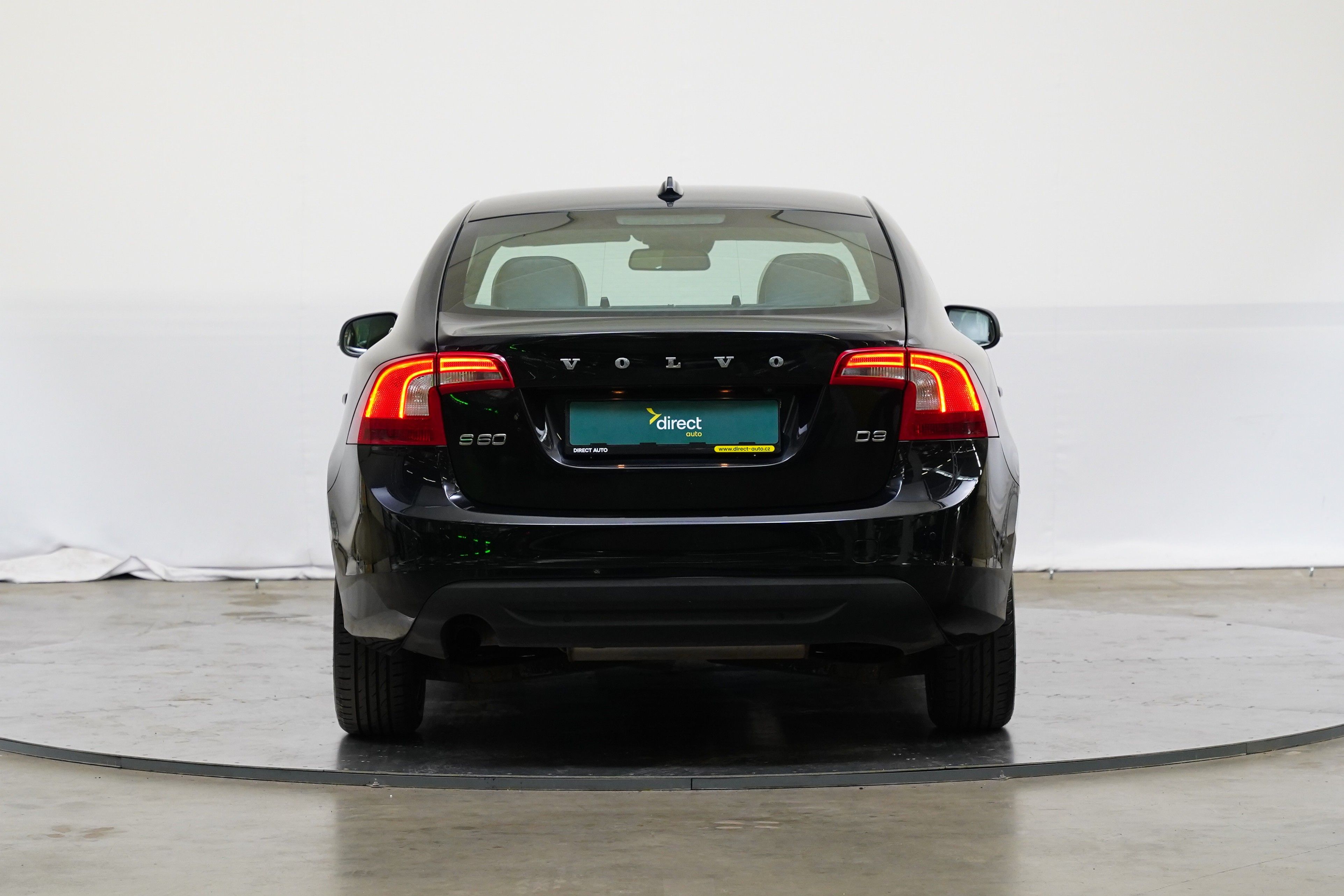Volvo S60, S60 D3 120kW SUMMUM - fotka 6