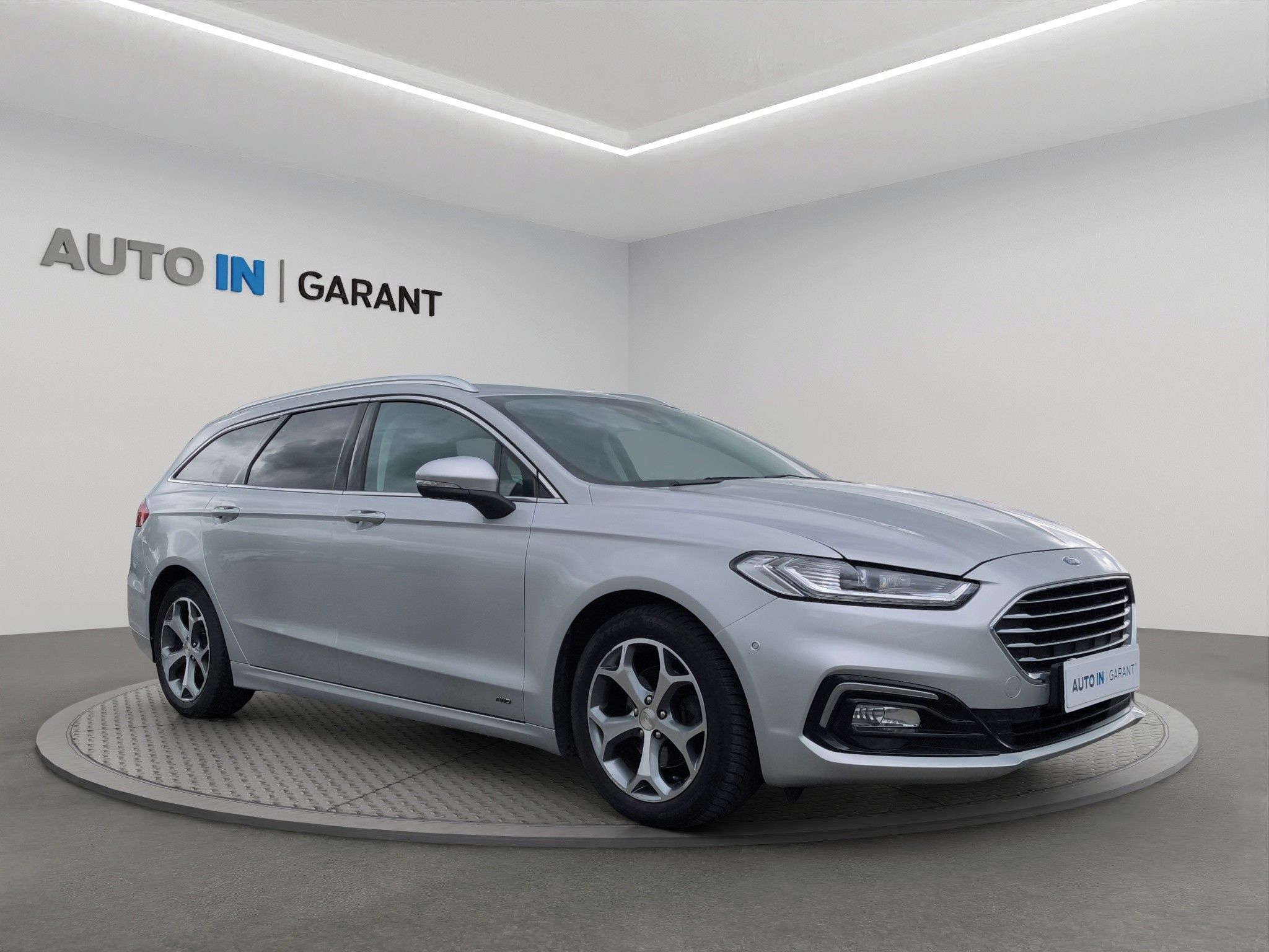 Ford Mondeo, TITANIUM 4x4 2.0 EcoBlue 140kW - fotka 3