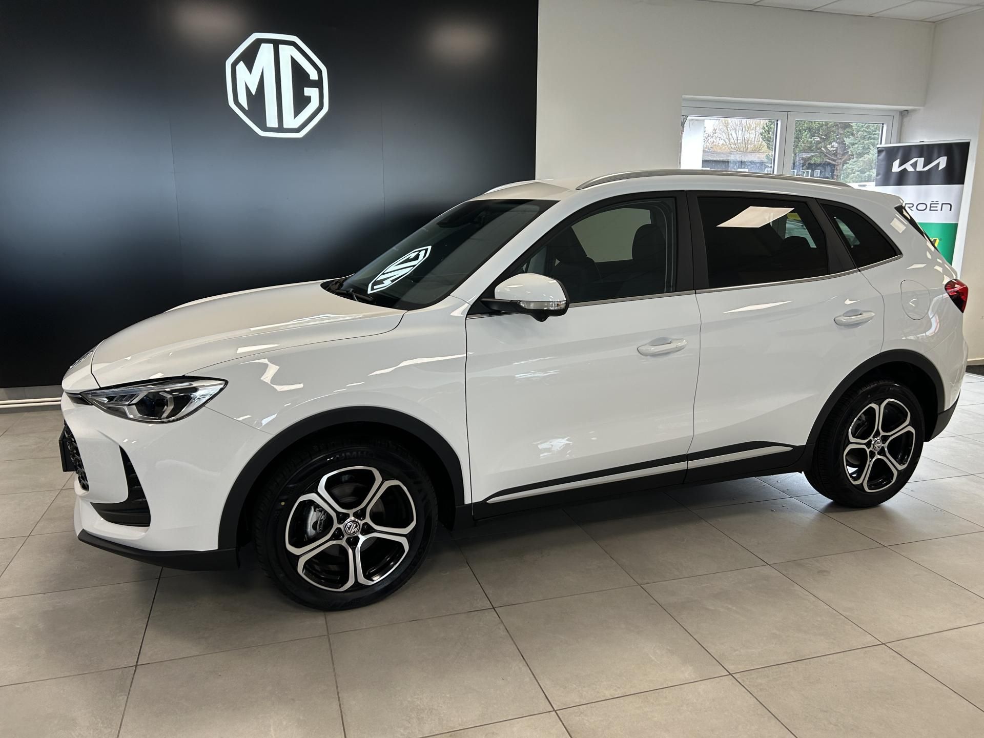 MG ZS, 1,5 HEV 145kW Emotion - fotka 2