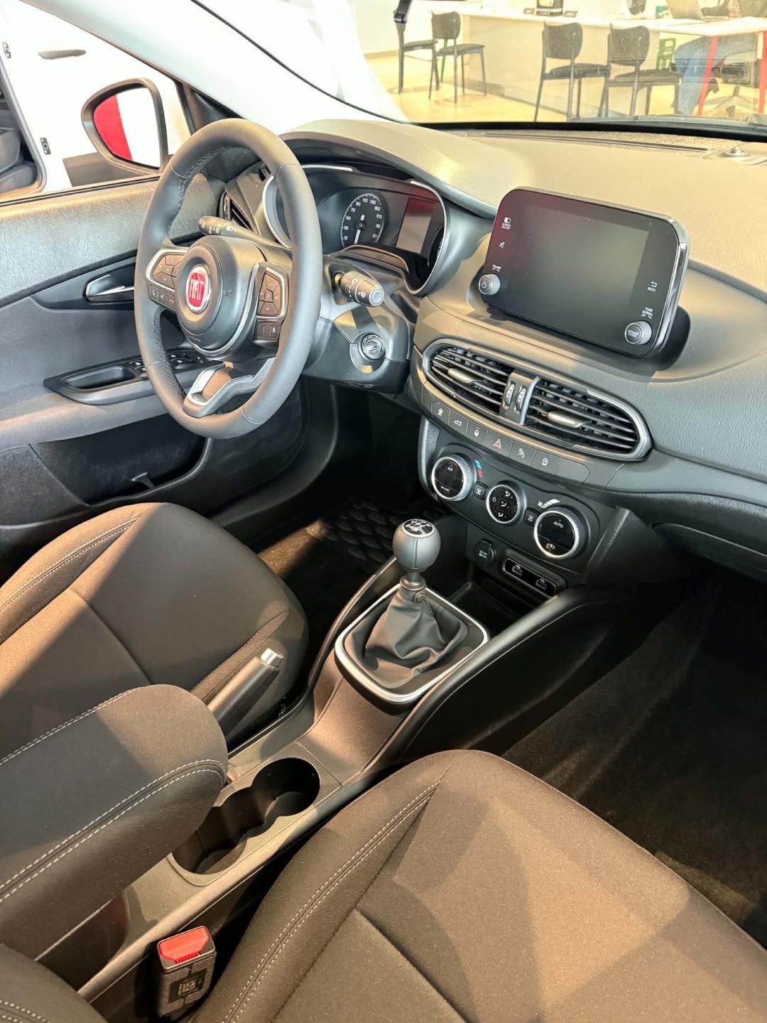Fiat Tipo, Sedan 1.6 MultiJet - fotka 3