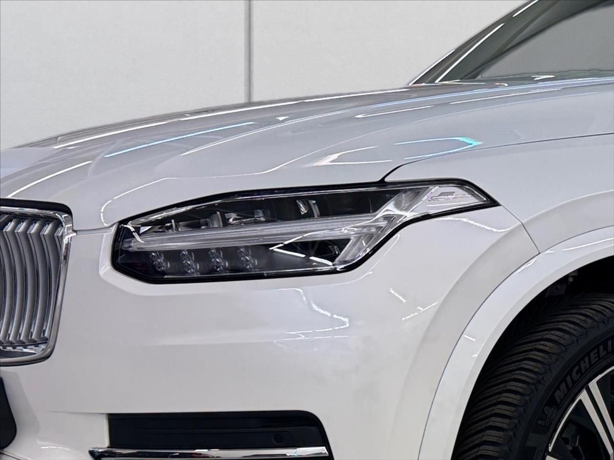 Volvo XC90, 2,0 B5 AWD PLUS Bright - fotka 5