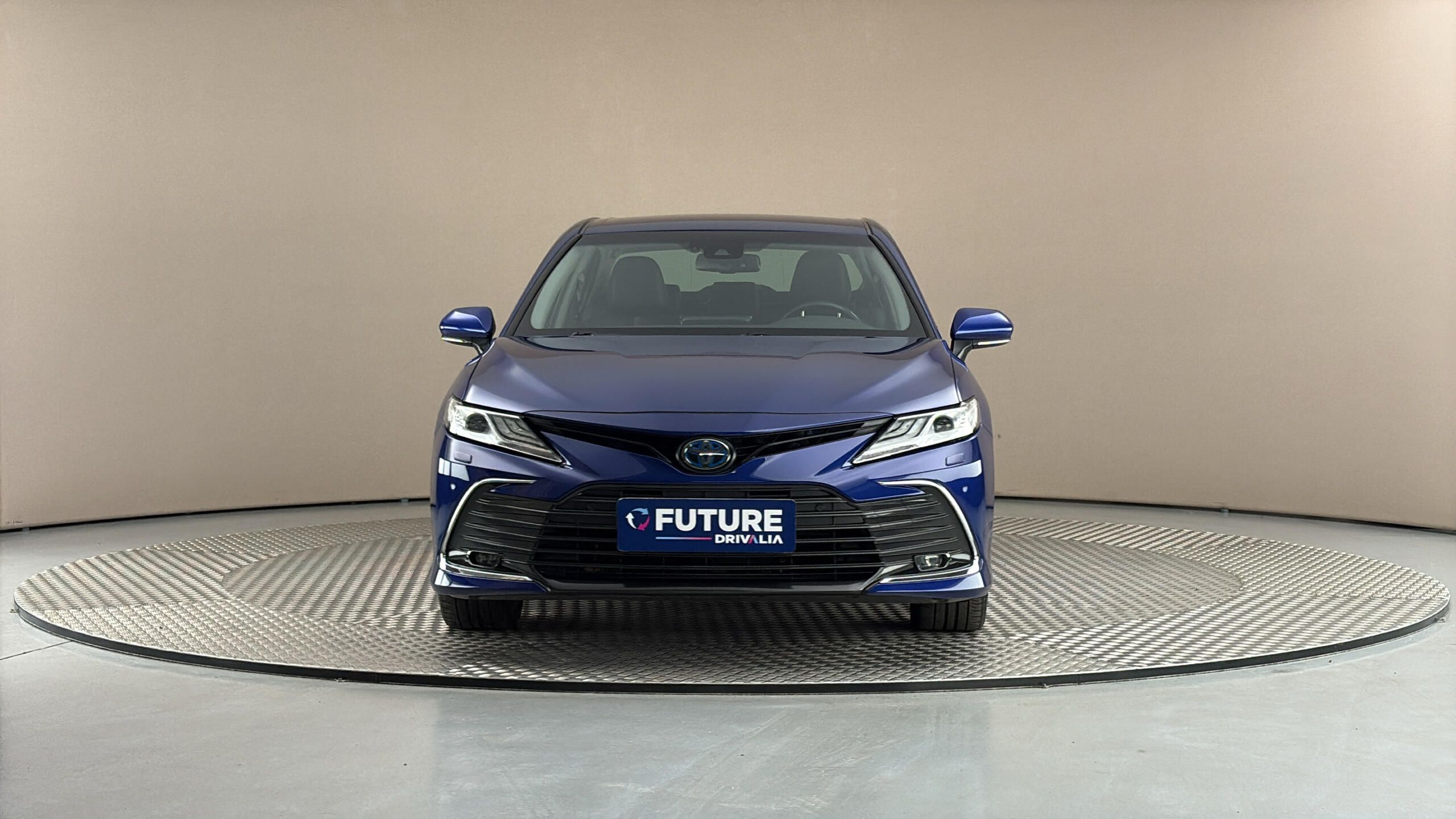 Toyota Camry, 2.5 Hybrid AUT Executive - fotka 3