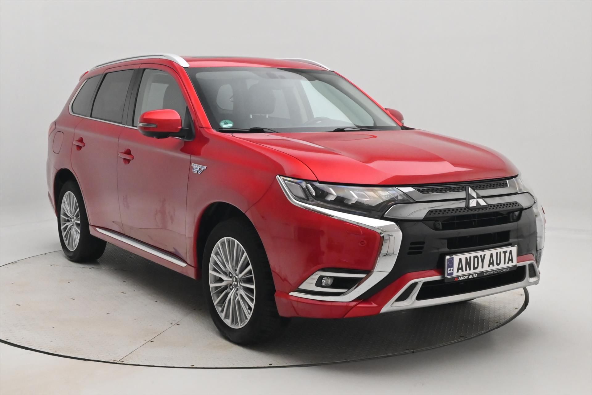Mitsubishi Outlander, 2,4 PHEV Intense+ 4WD VŮZ PŘIP - fotka 3