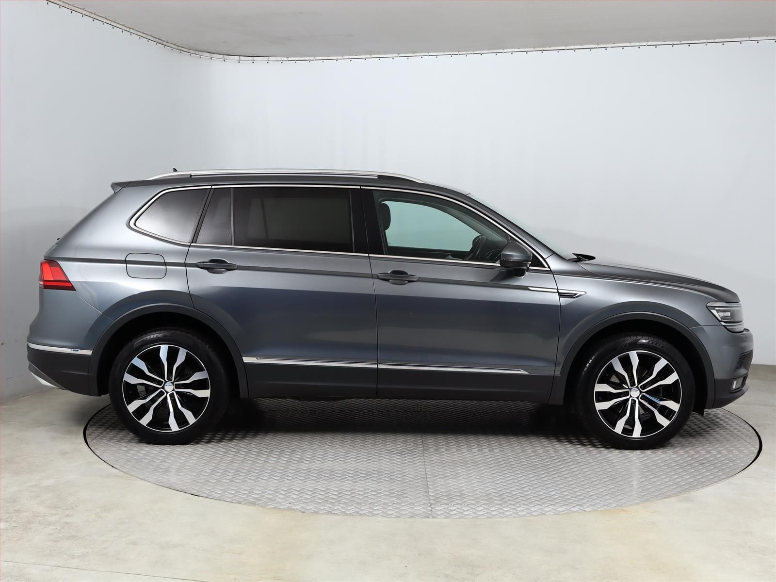 Volkswagen Tiguan Allspace, 2.0 TDI, Highline, Automat - fotka 6