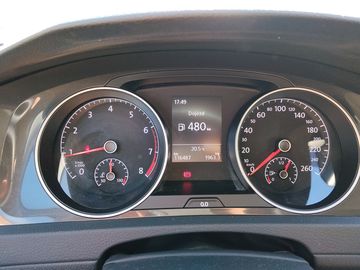 VW GOLF VII 1,5TSI 96KW