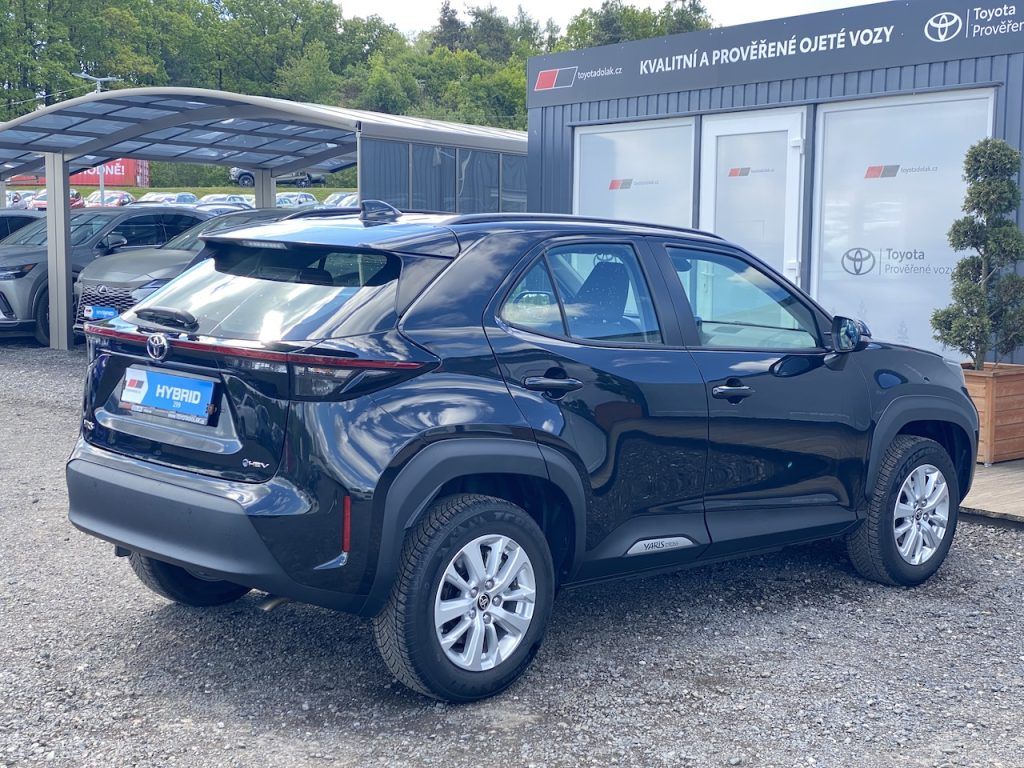 Toyota Yaris Cross, 1.5HEV, ČR-1m, Comfort, DPH - fotka 6