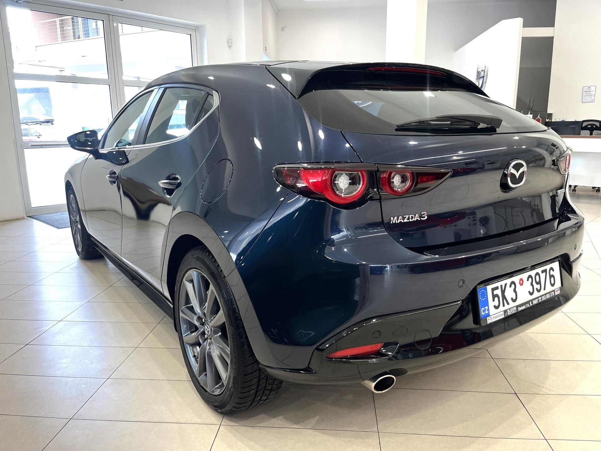 Mazda 3, 2.5L G140 6MT FWD Centre-Line - fotka 5