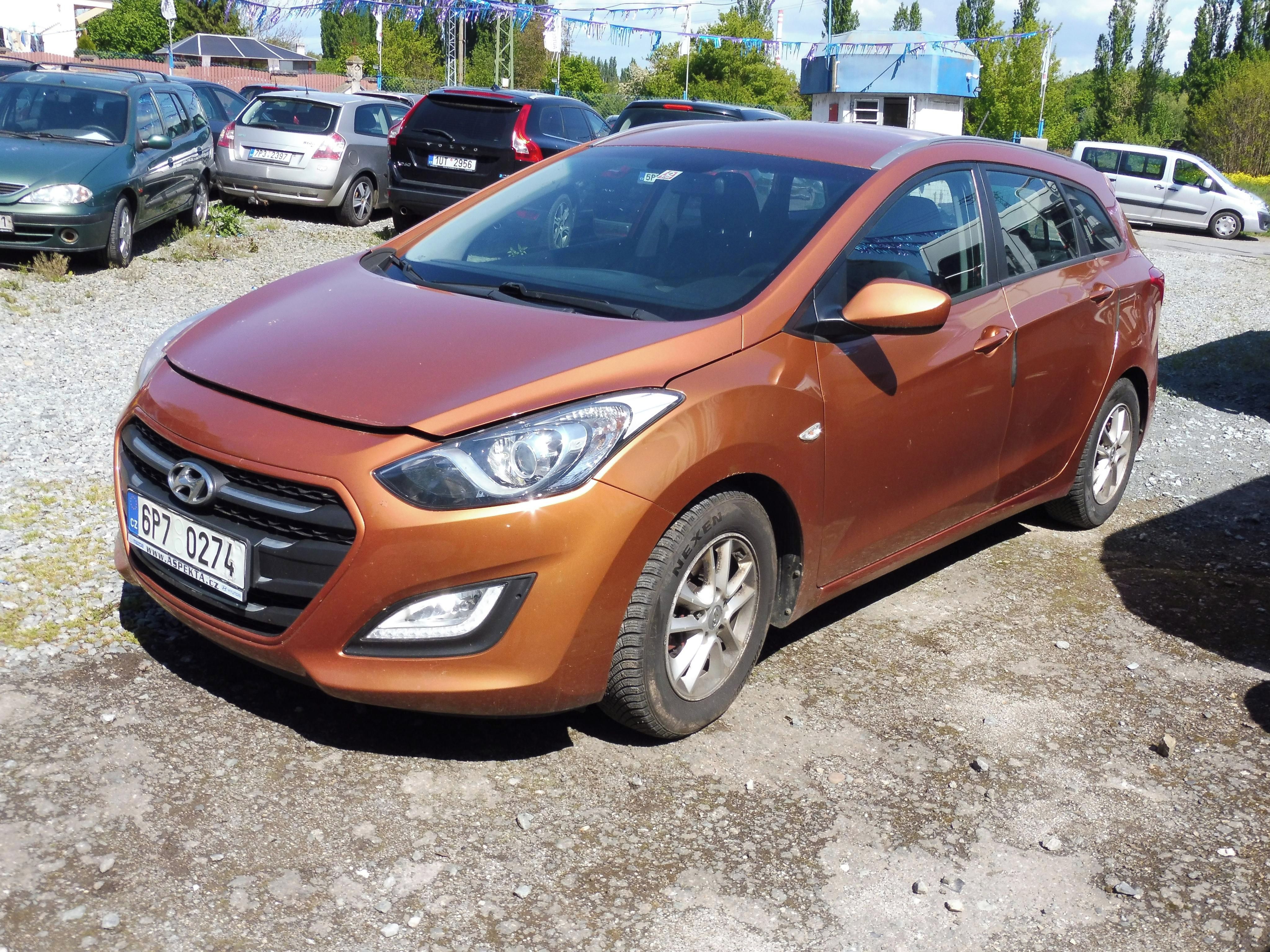 Hyundai i30, 1,6 - fotka 2