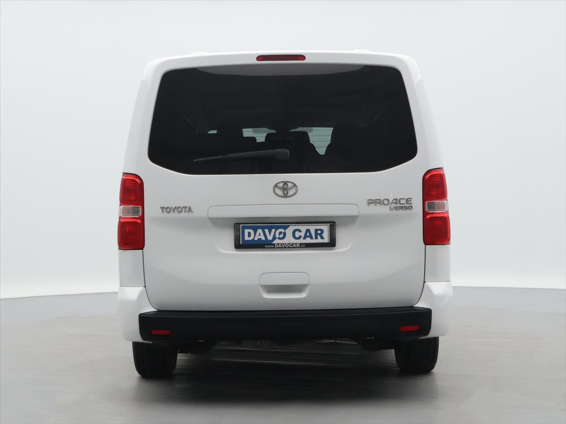 Toyota Proace, 2,0 D-4D 110kW L2 CZ DPH - fotka 6