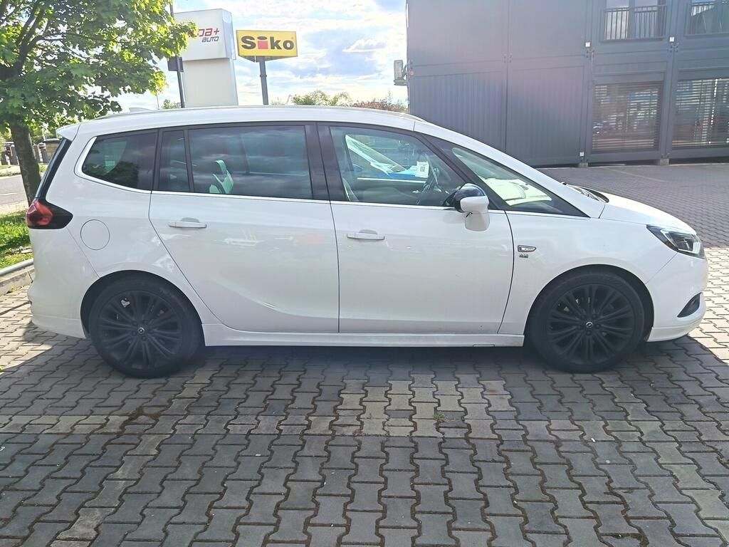 Opel Zafira, OPC 1.6       _ kW - fotka 2