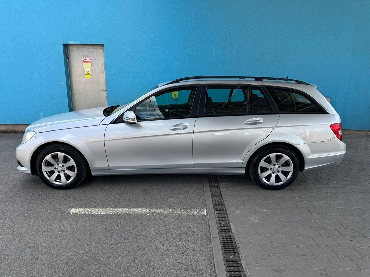 Mercedes-Benz Třídy C, C 200 CDI kombi - fotka 2