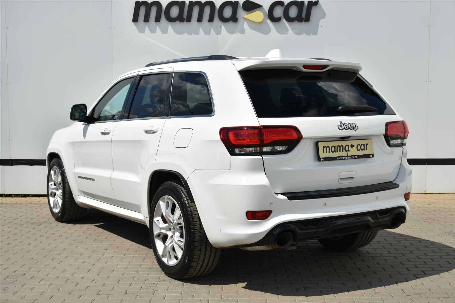 Jeep Grand Cherokee, 6,4 SRT AWD NAVI ČR - fotka 5