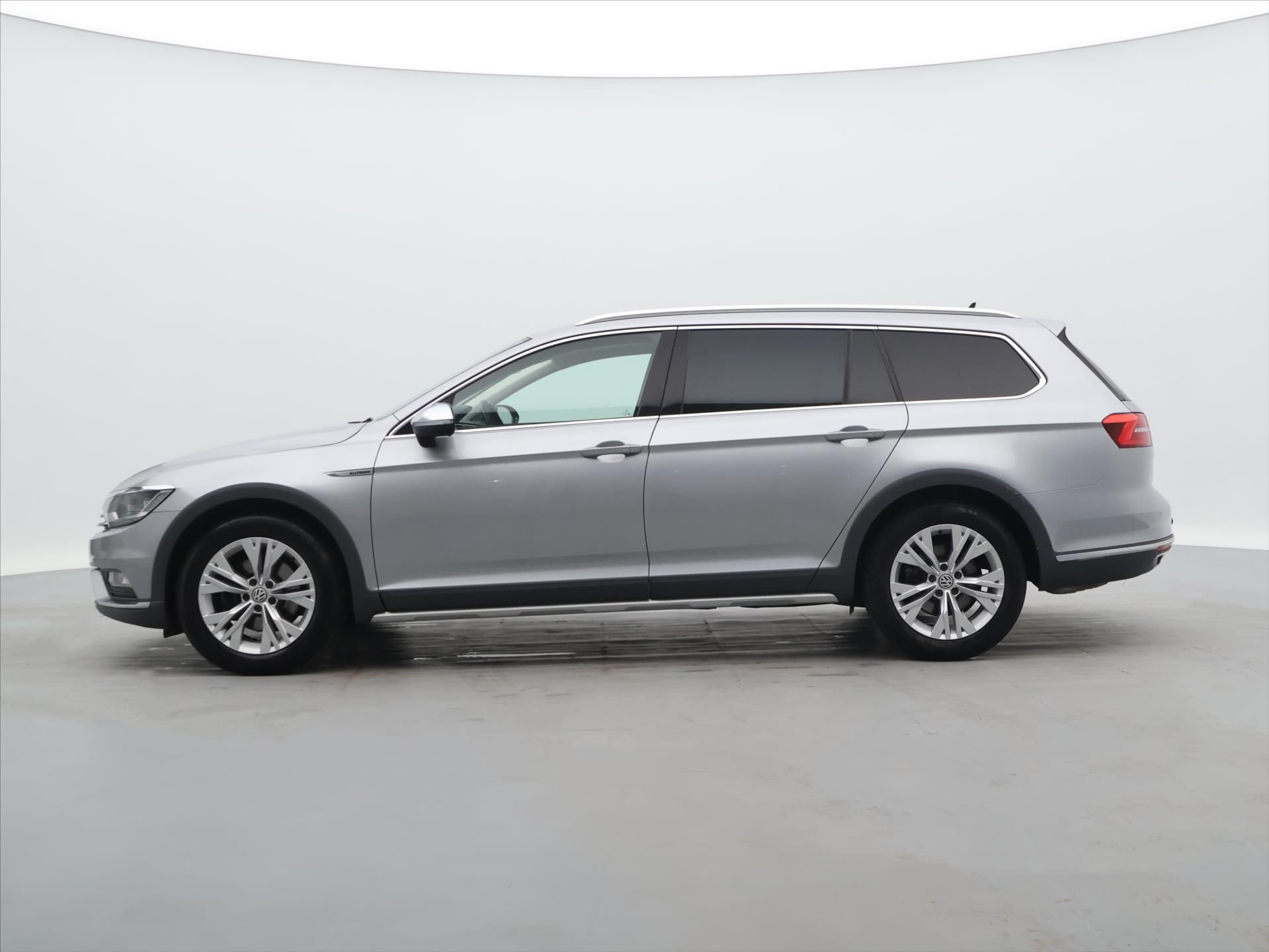 Volkswagen Passat, Alltrack 2,0 TSI 162kW 4Motion - fotka 4