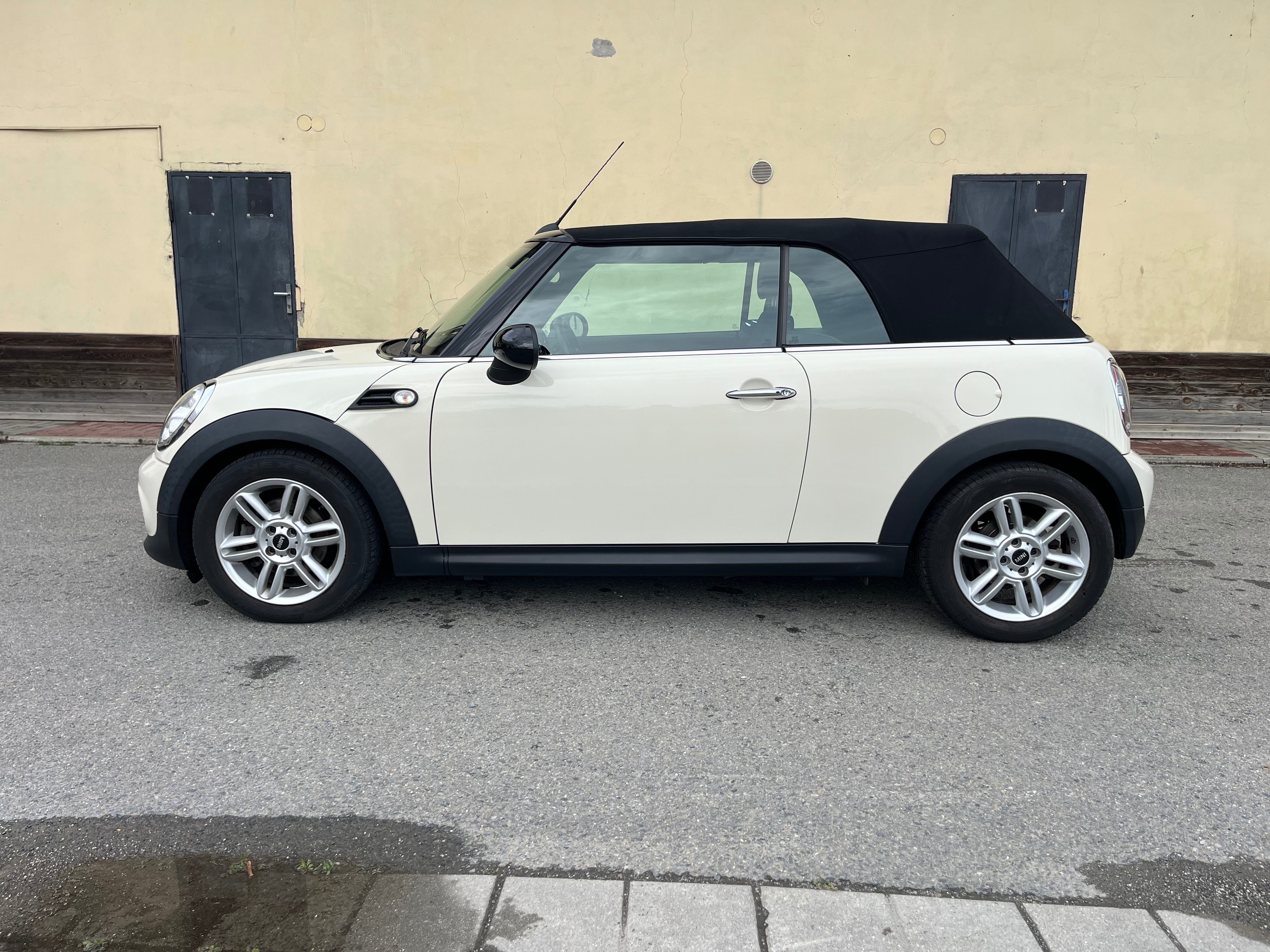 Mini Cooper, 1.6i/AT/CABRIO/ODPOČET/SERVIS - fotka 4