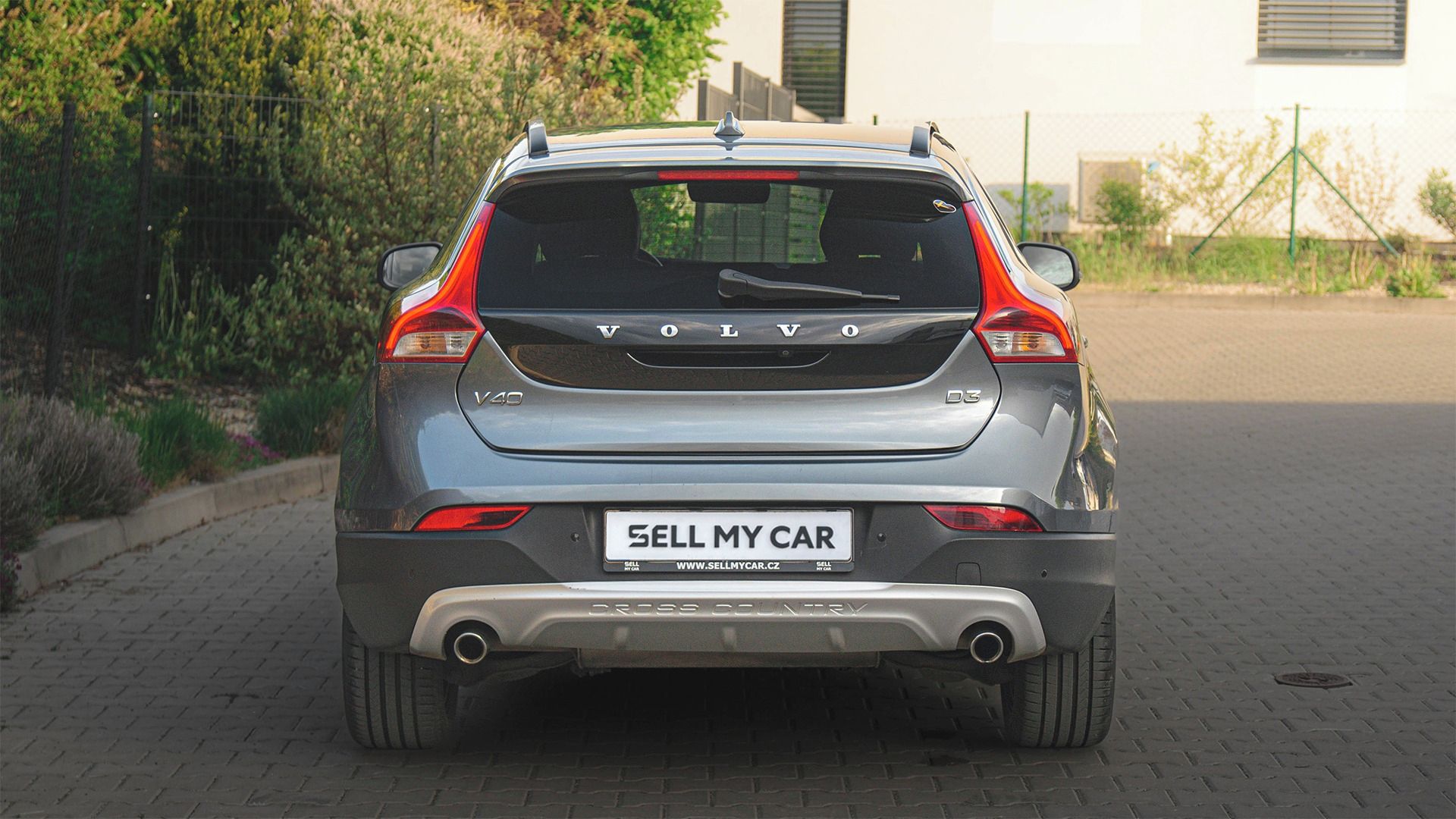 Volvo V40, CC D3 2,0/110kW Nezávislé top. - fotka 6