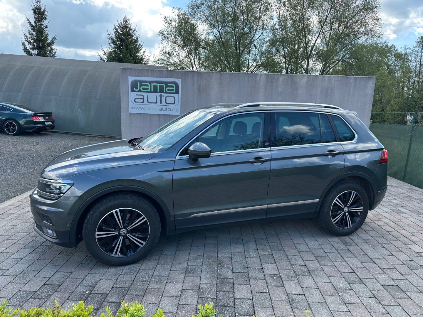Volkswagen Tiguan, 2,0TDi 140kW DSG 4x4 SOUND TAŽ - fotka 3