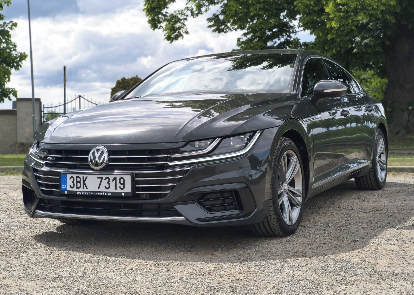 Volkswagen Arteon, R-line 2.0 TDi 110kW Manuál/ - fotka 2