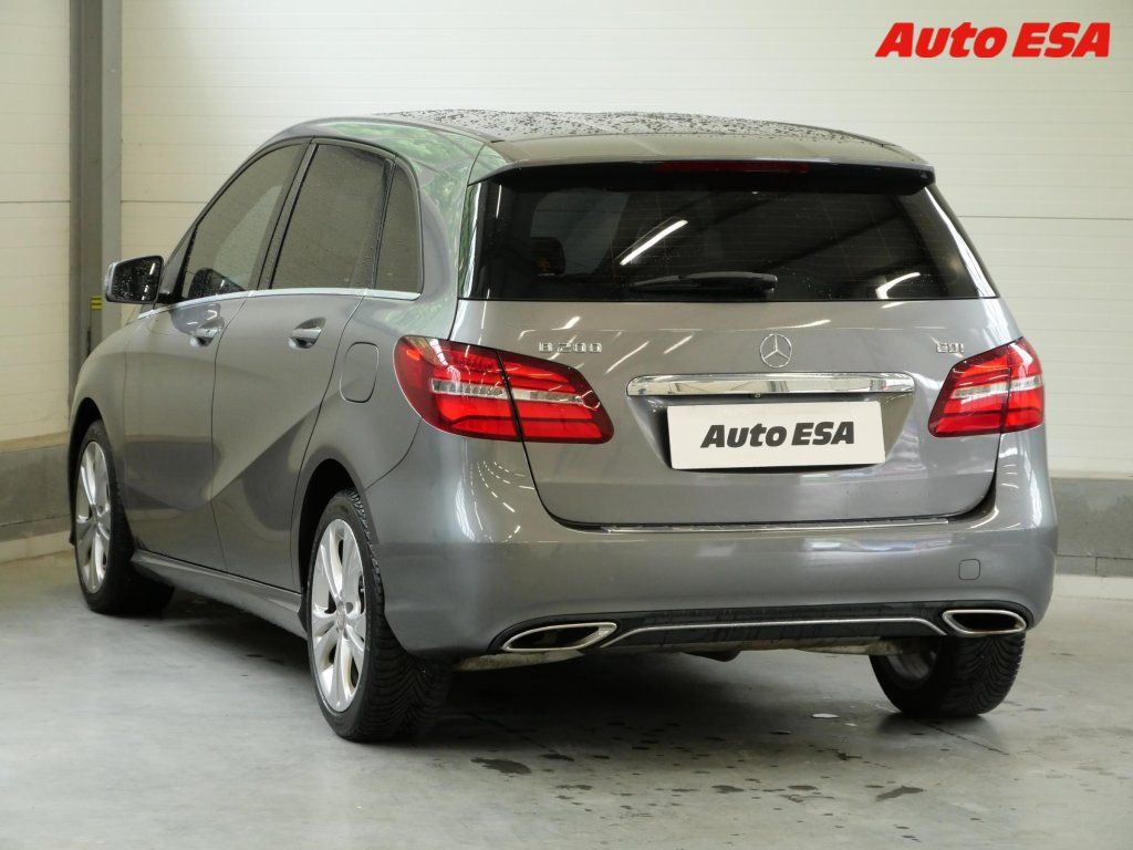 Mercedes-Benz Třídy B, 2.2 CDi 4Matic B200,AT,LED - fotka 6
