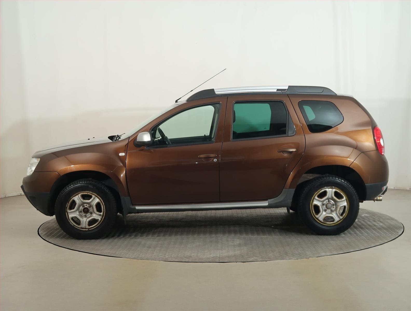 Dacia Duster, 1.5 dCi, Kožené sedačky - fotka 3