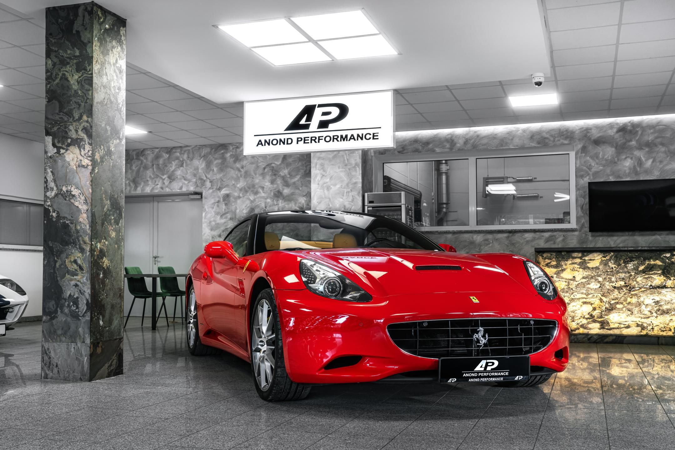 Ferrari California, ROSSO CORSA/KAMERA/ - fotka 2