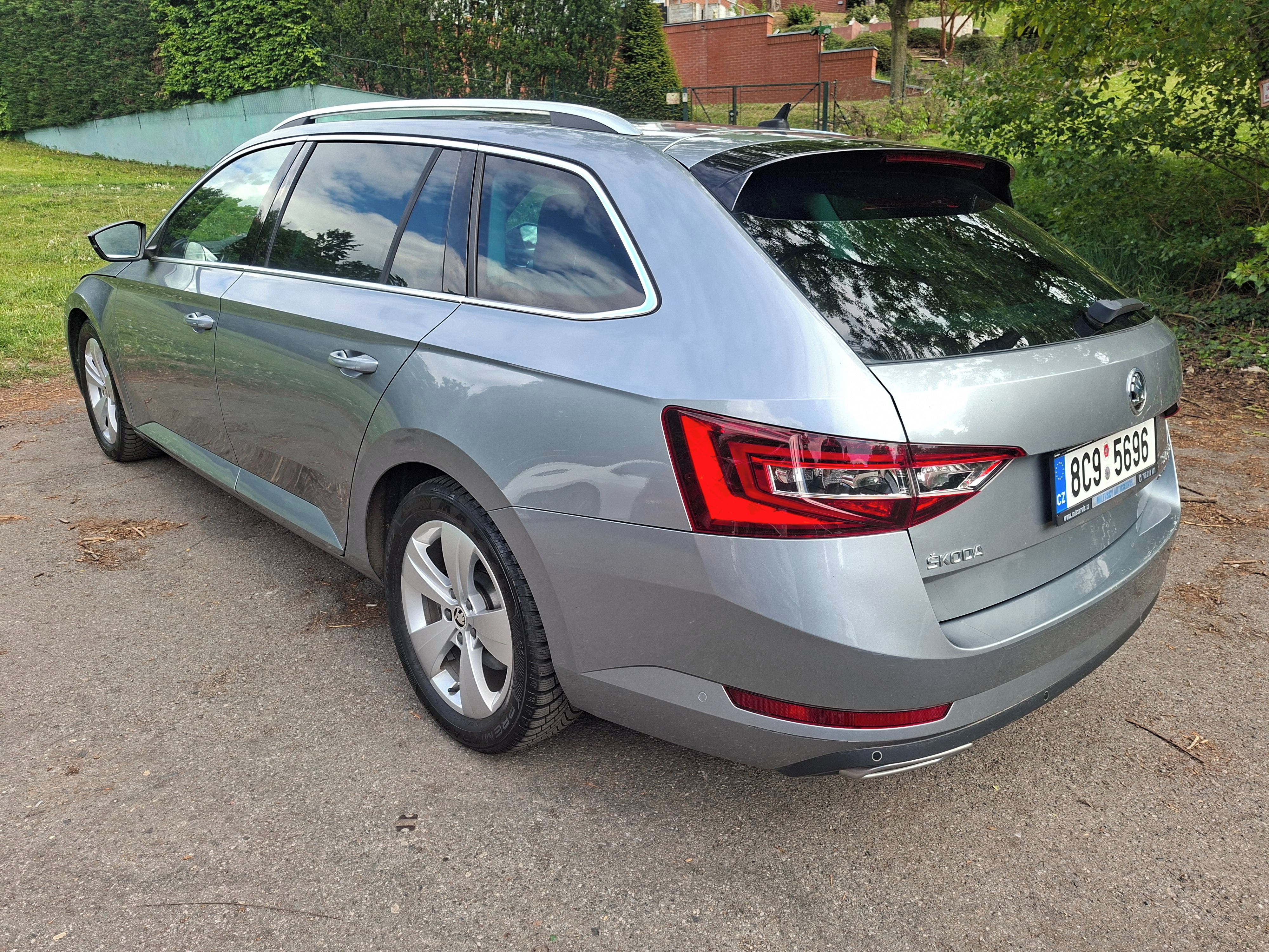 Škoda Superb, 1.6 TDI, Style - fotka 3